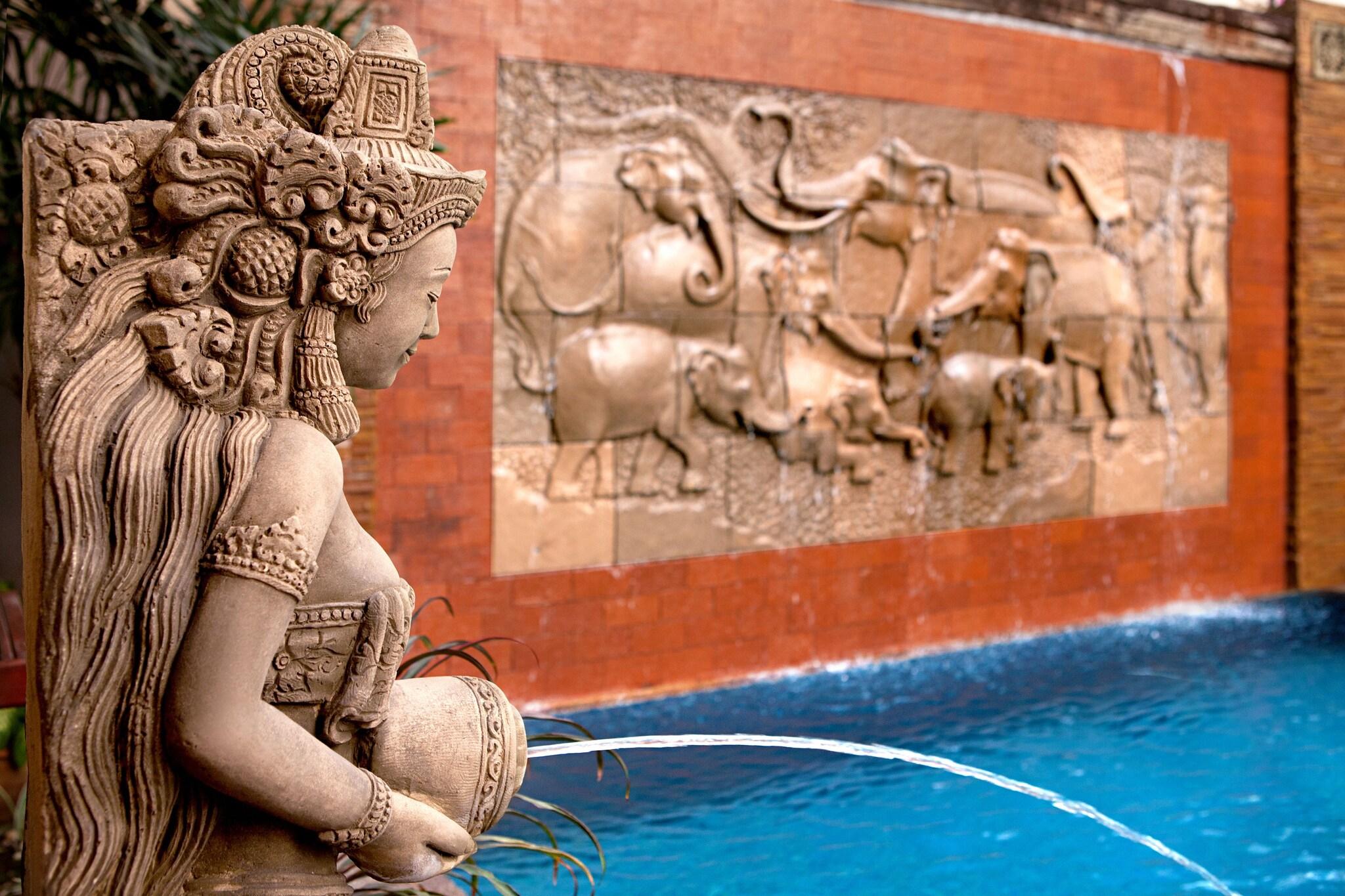 Double or Twin Deluxe Two Beds