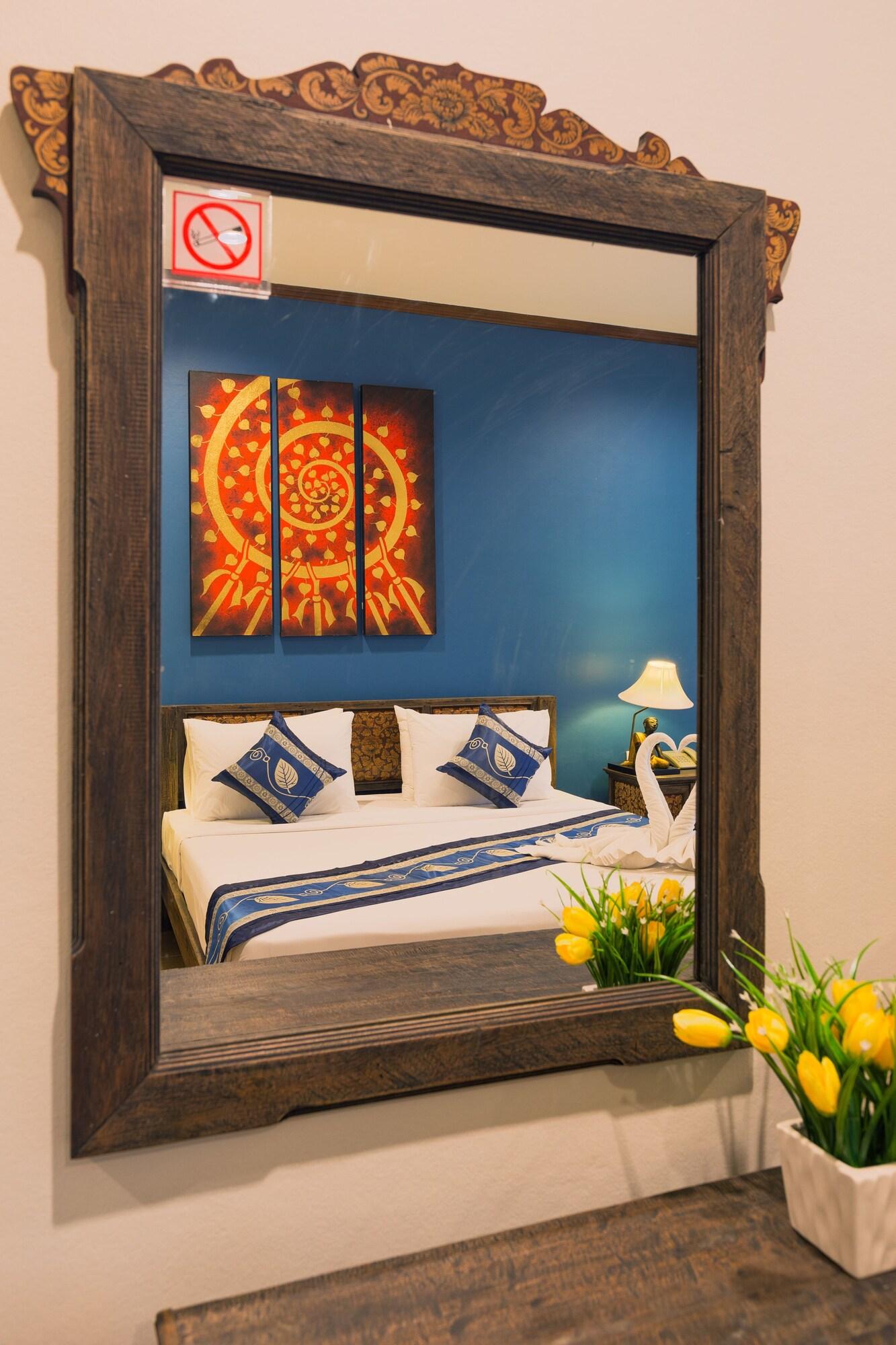 Double or Twin Deluxe Two Beds