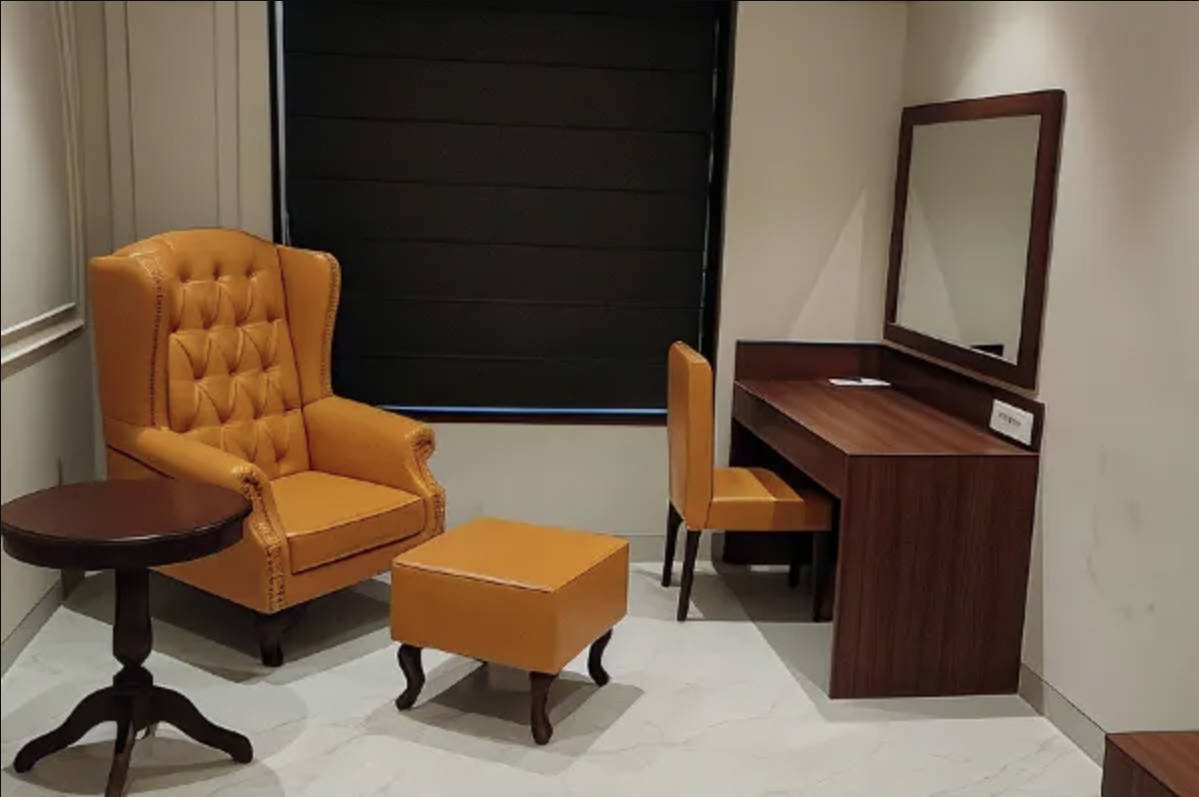 Suite Deluxe King Bed