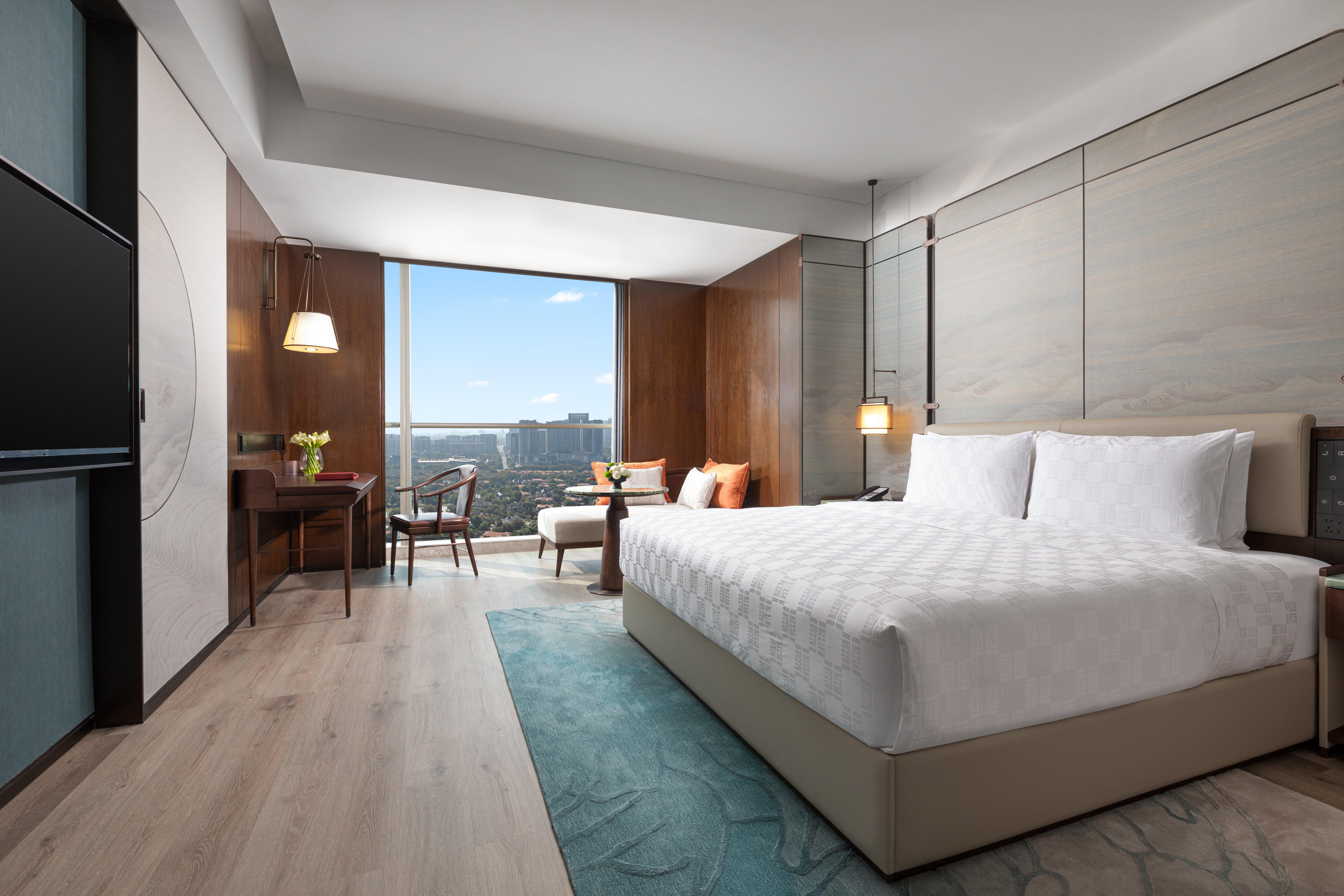 Double Accessible King Size Bed