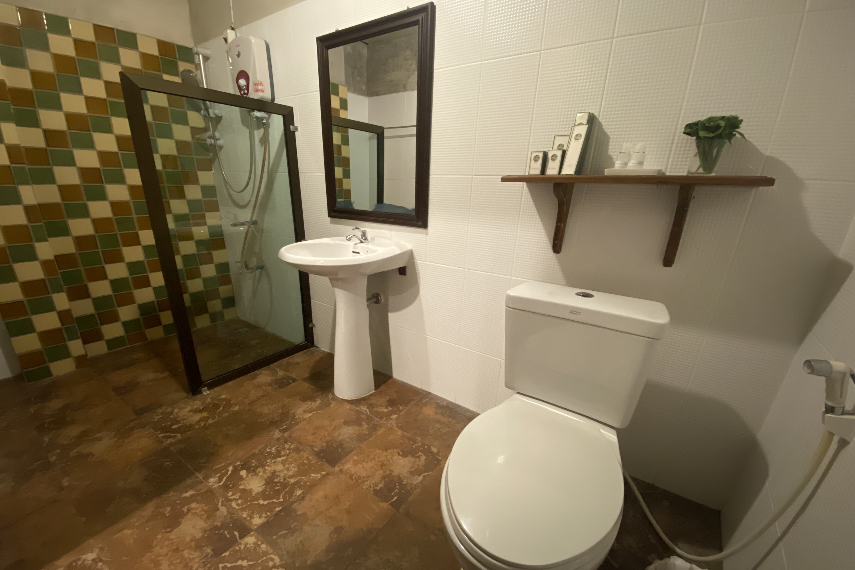 Double No Air Conditioning