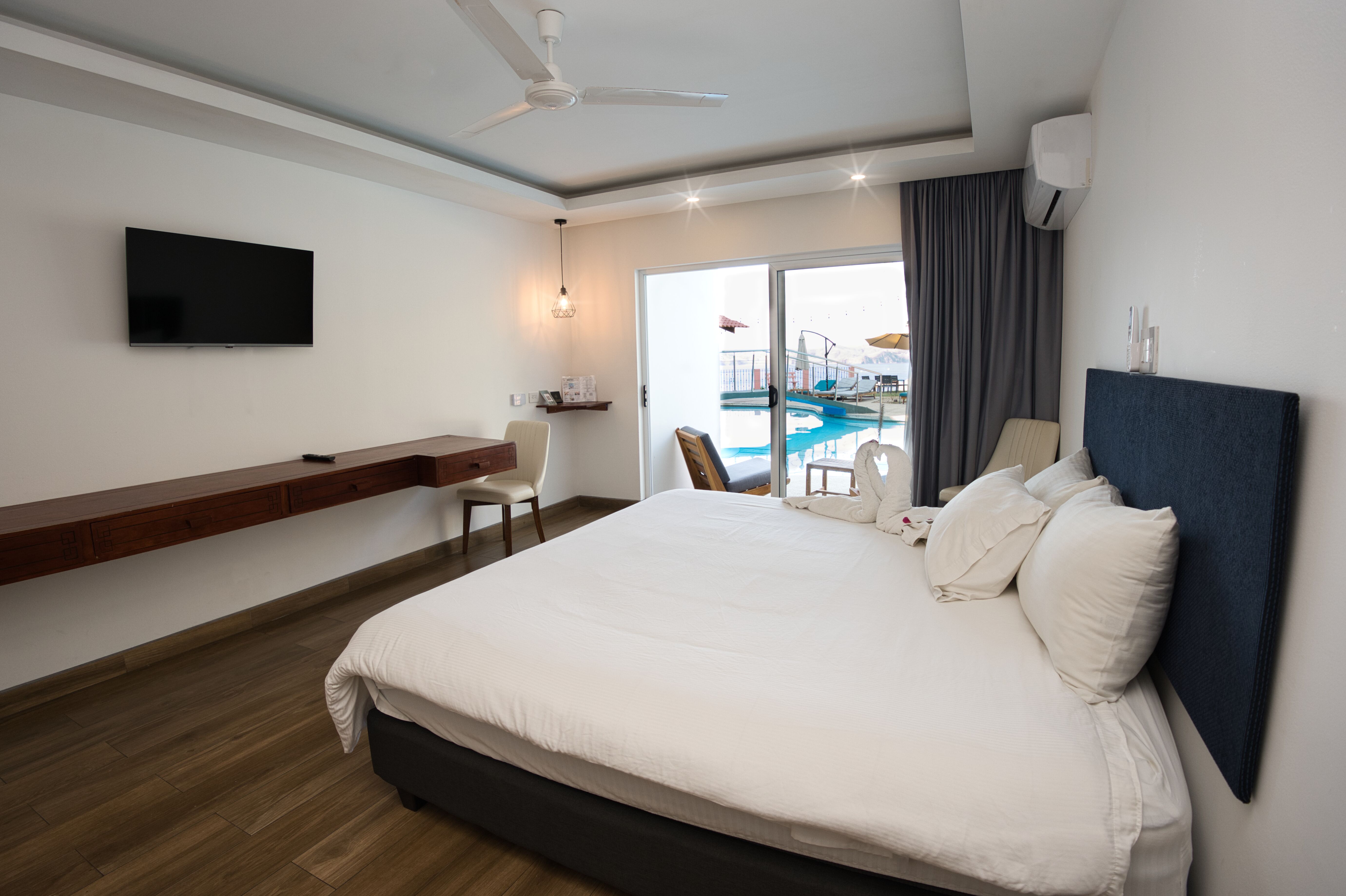 Double Classic Pool View