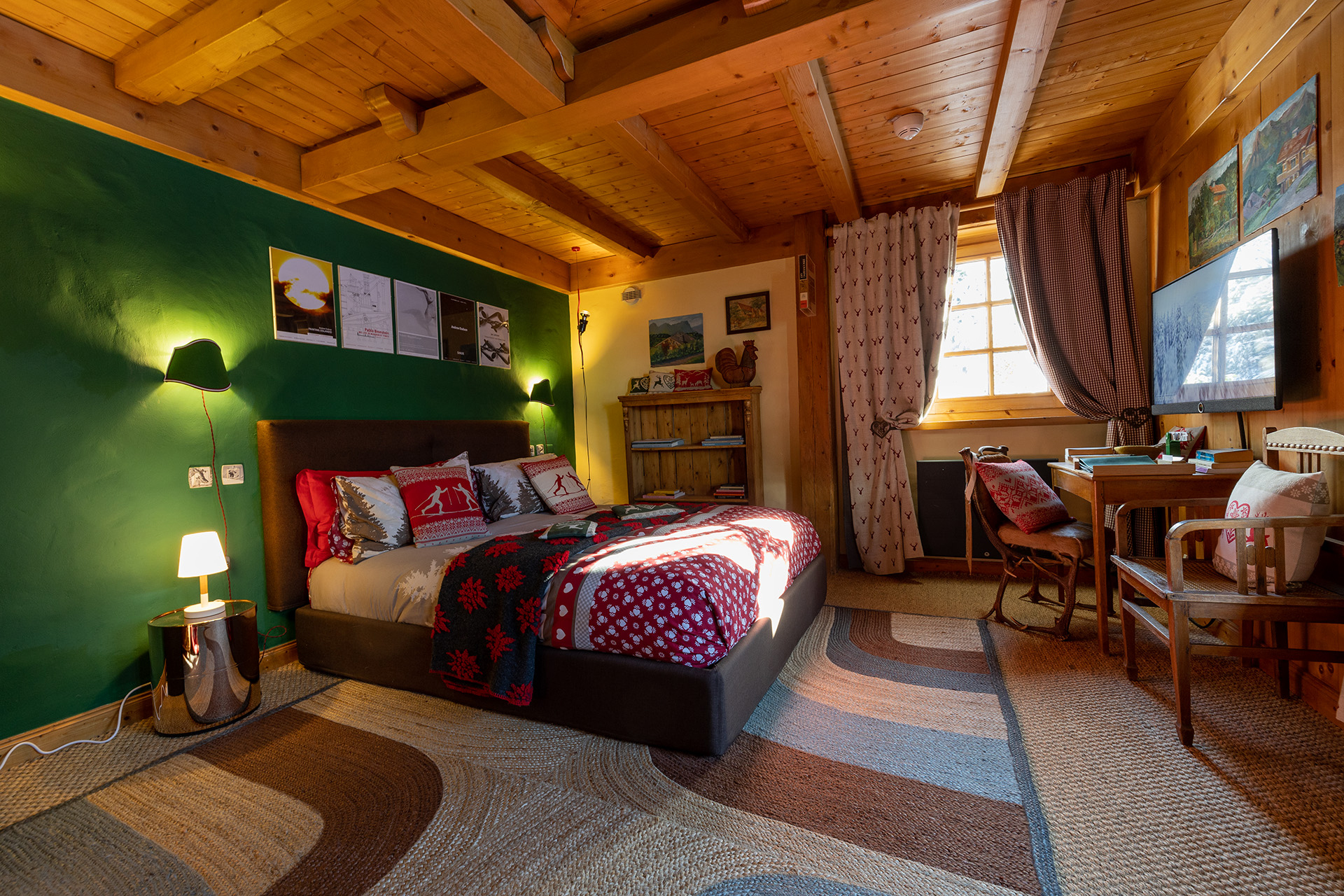 Room Deluxe Capacity 4