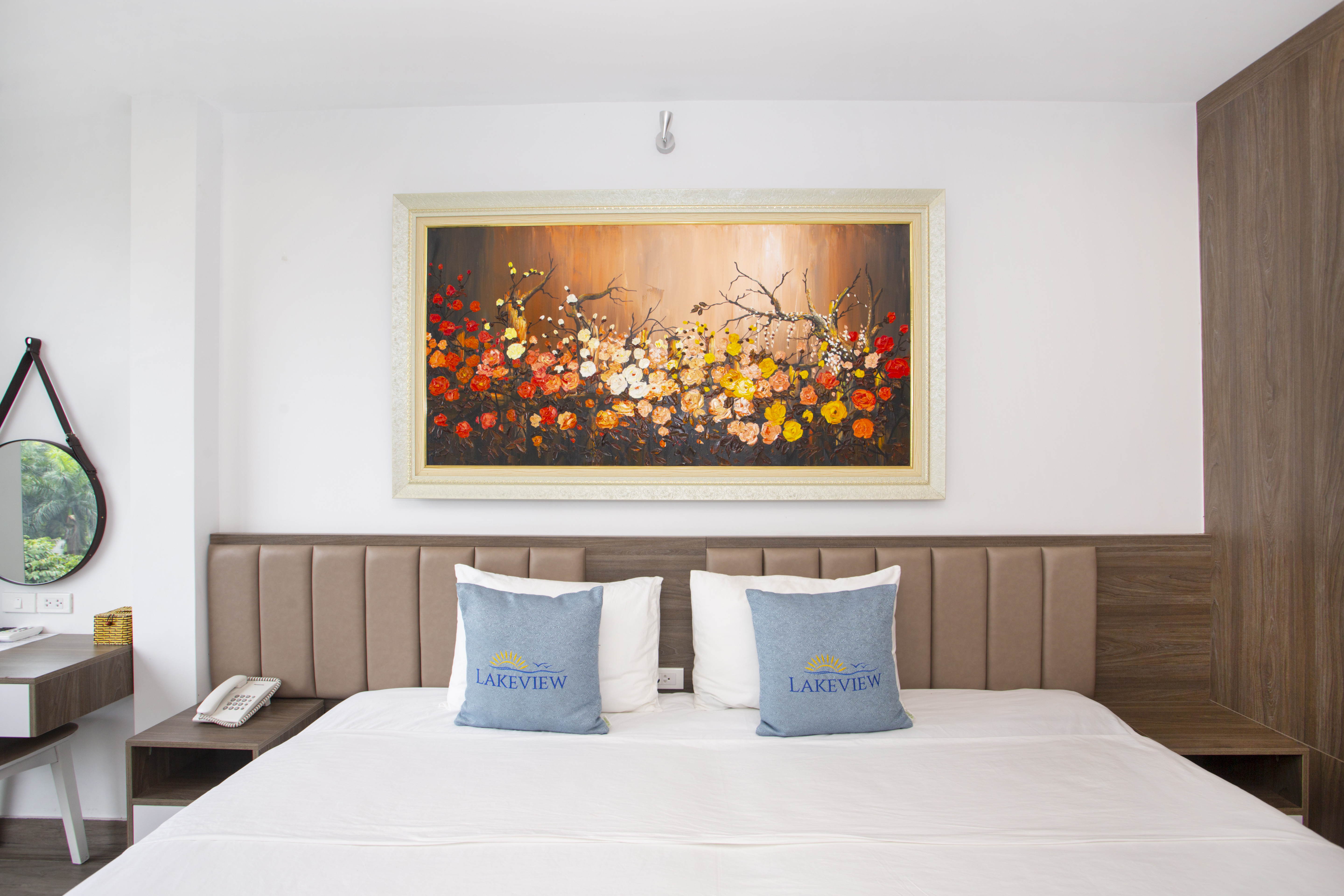 Double or Twin Deluxe One Bed