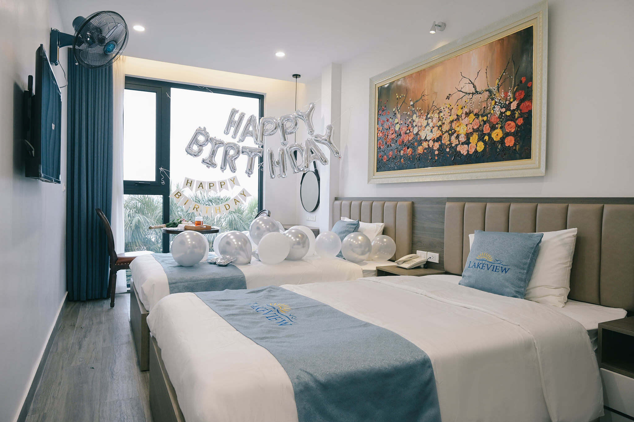 Double or Twin Deluxe One Bed