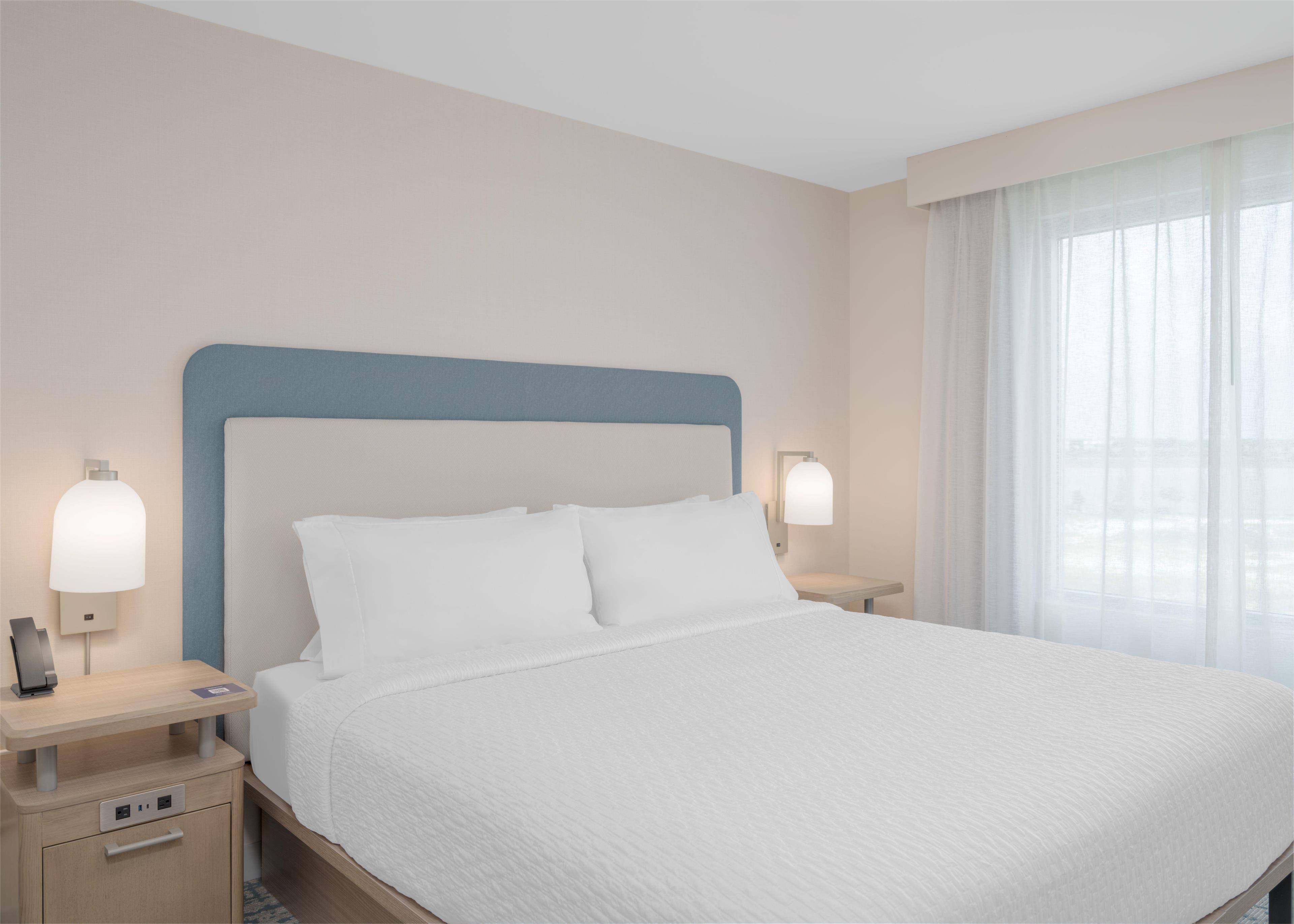 Suite King Bed One Bedroom 