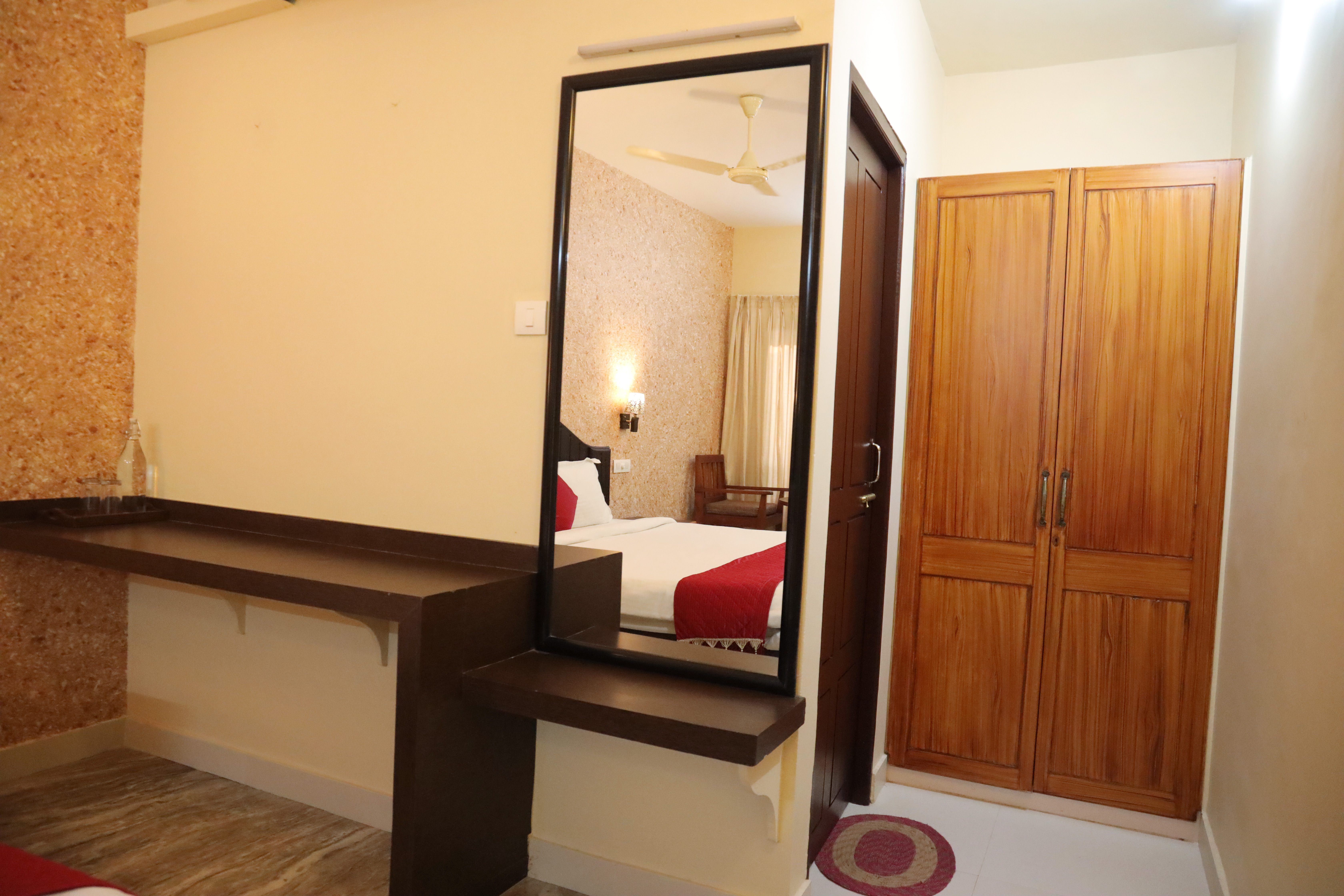 Double Deluxe King Bed