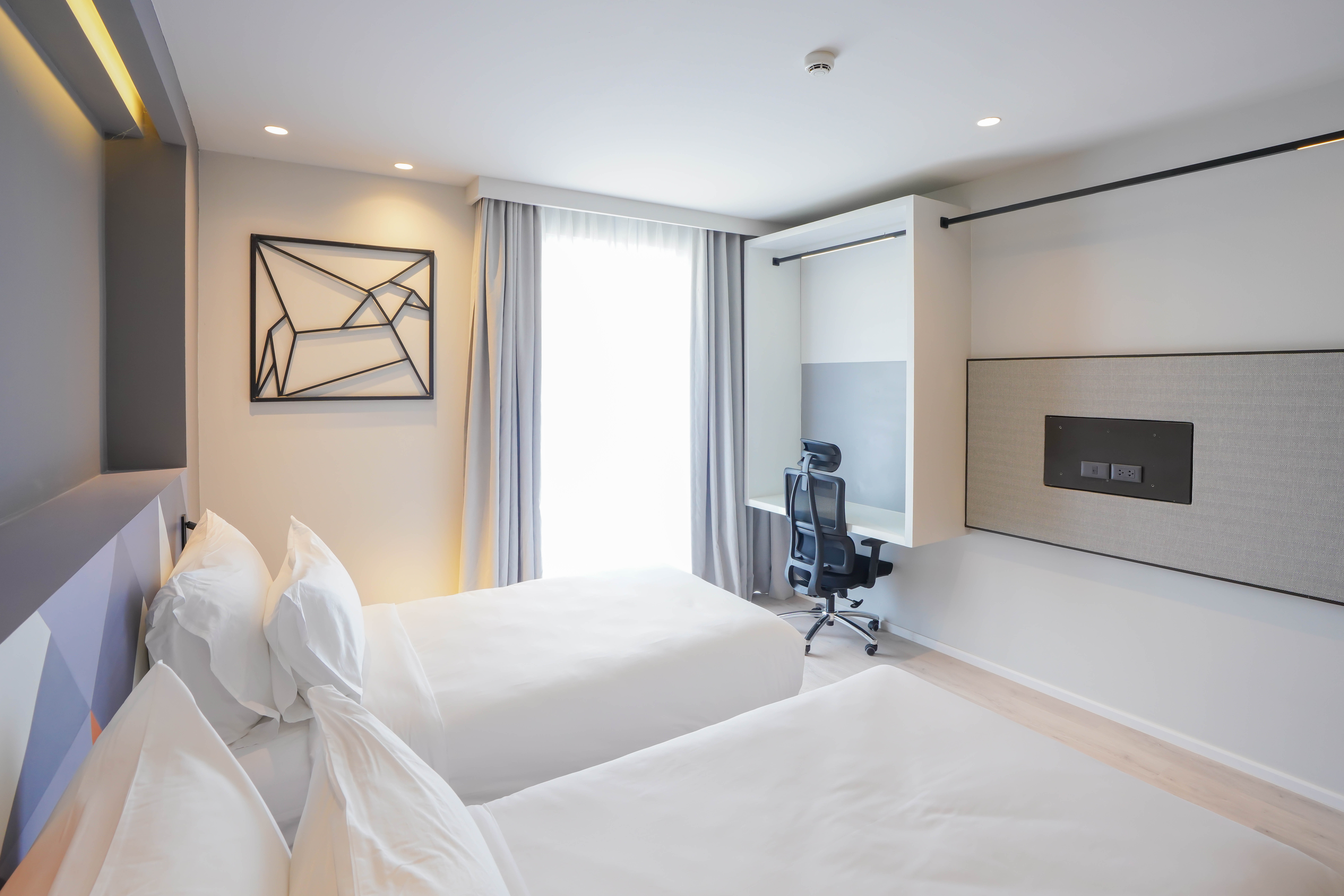 Double or Twin Deluxe