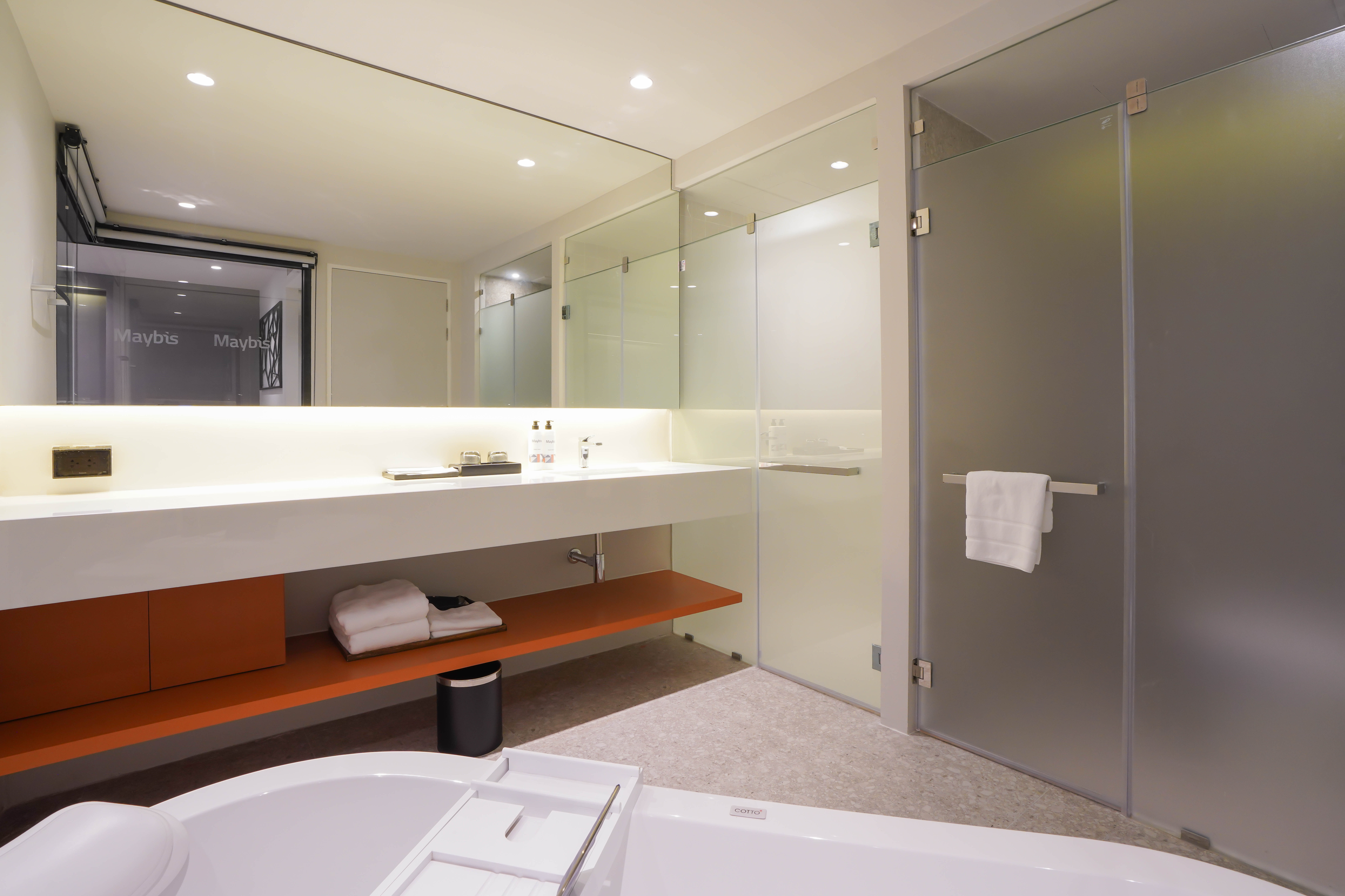 Double or Twin Executive