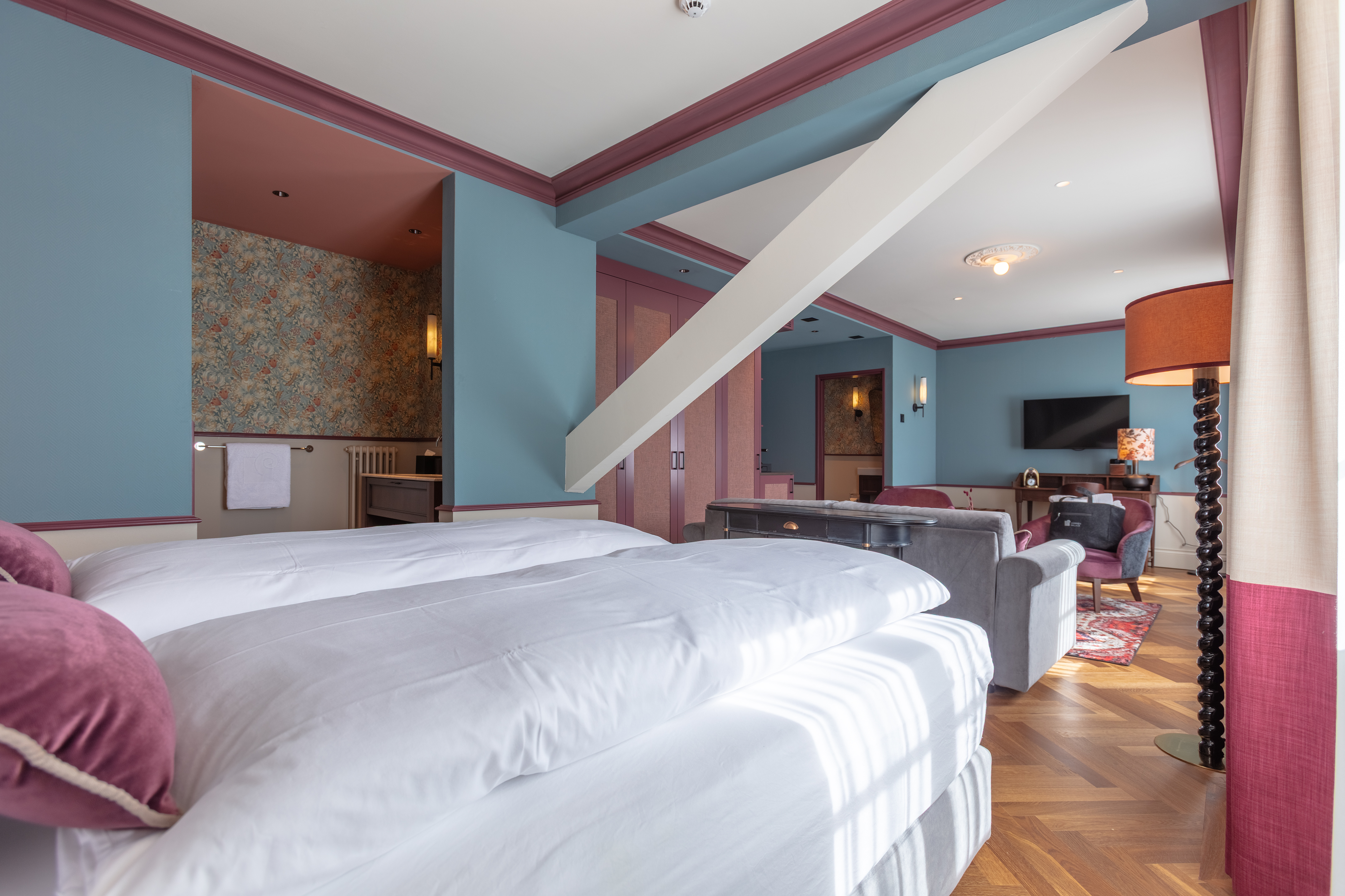 Double Superior Queen Bed