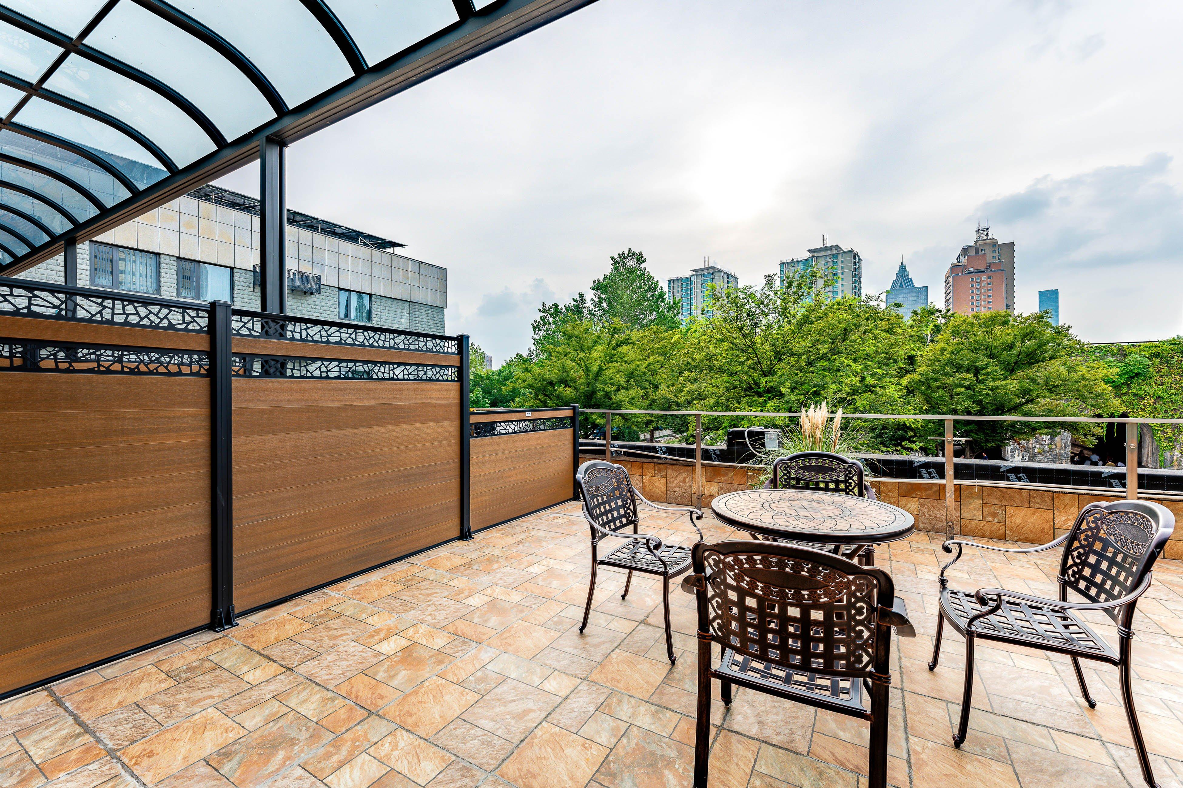 Quadruple Two Double Beds