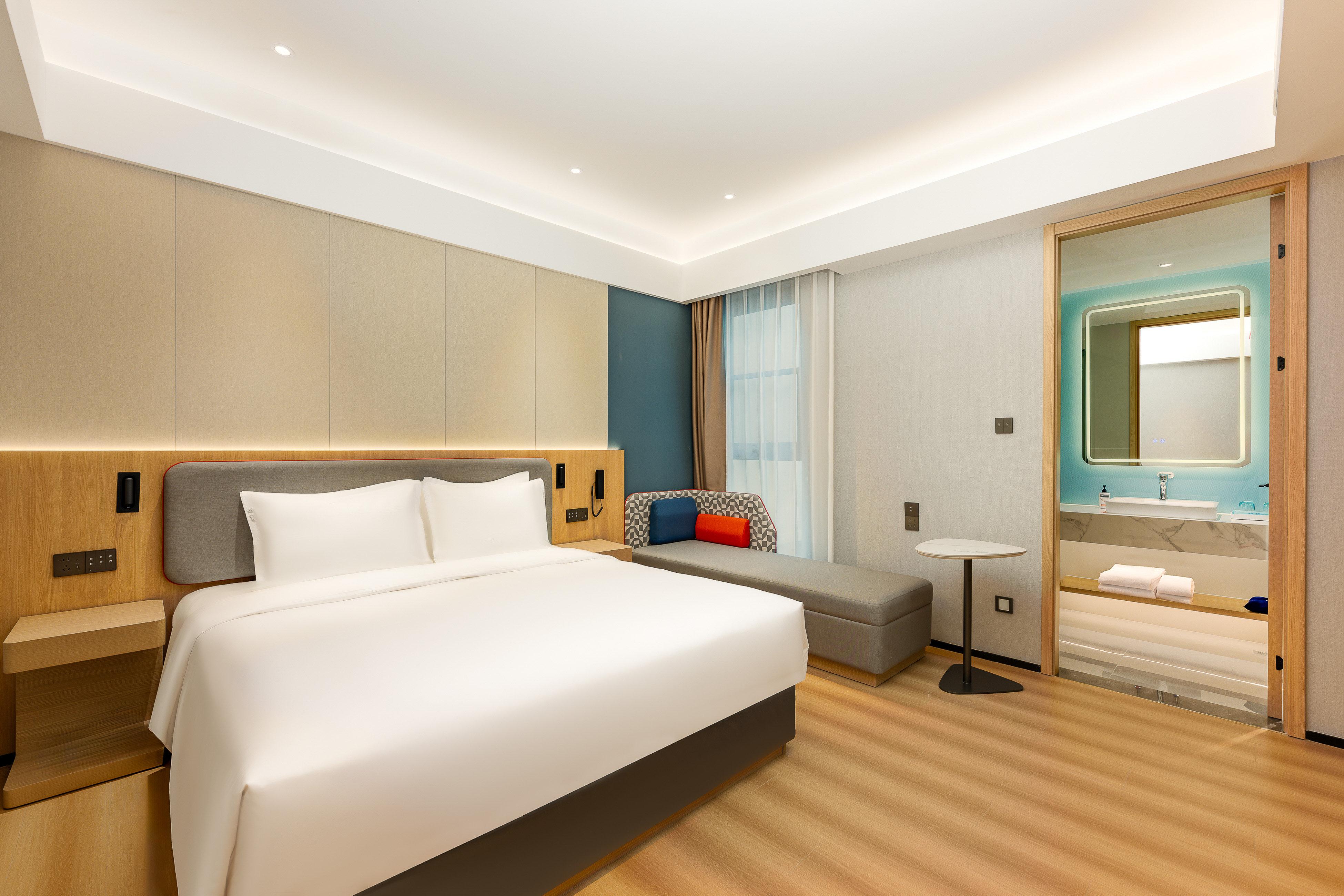 Double King Size Bed