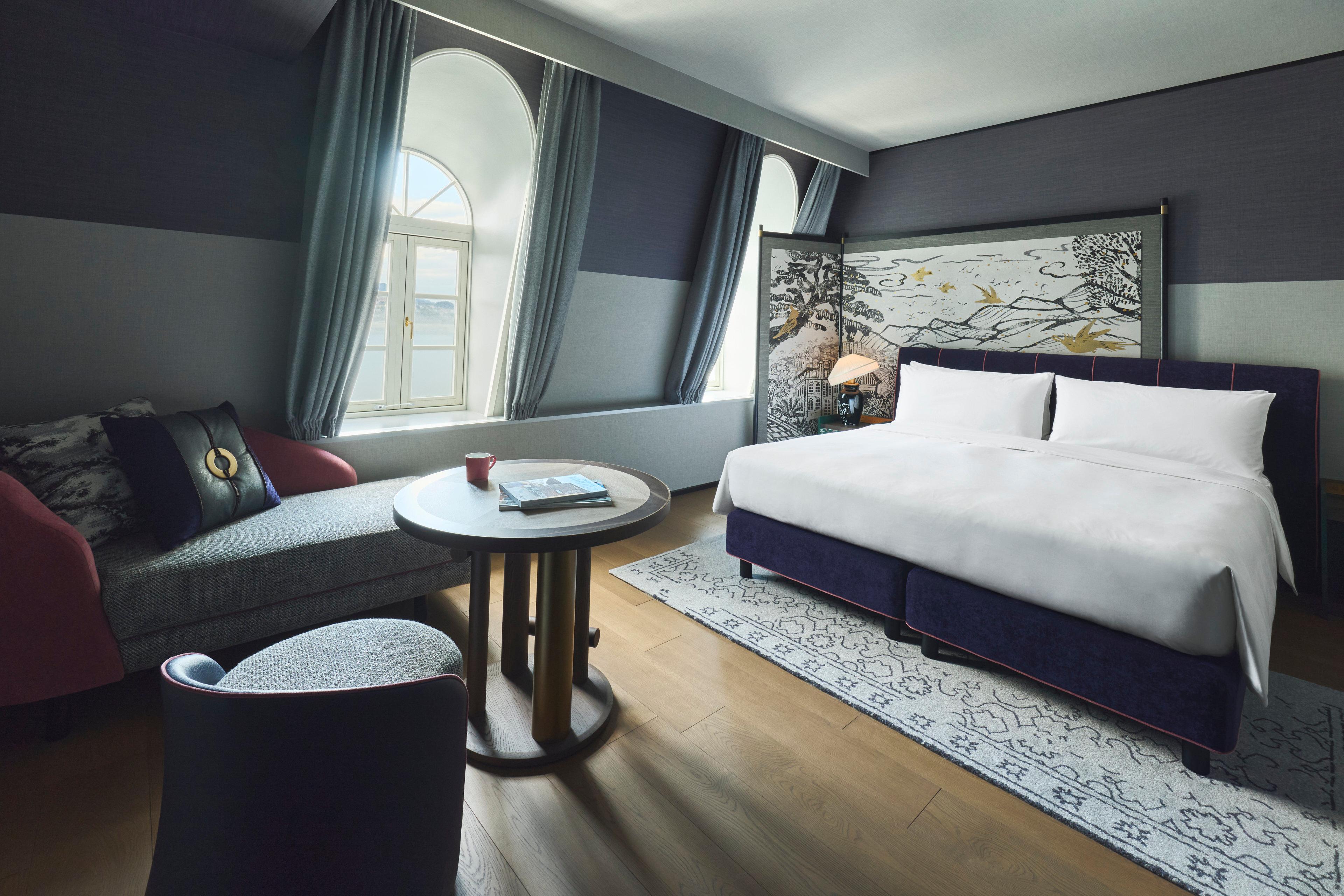 Double Premium King Bed