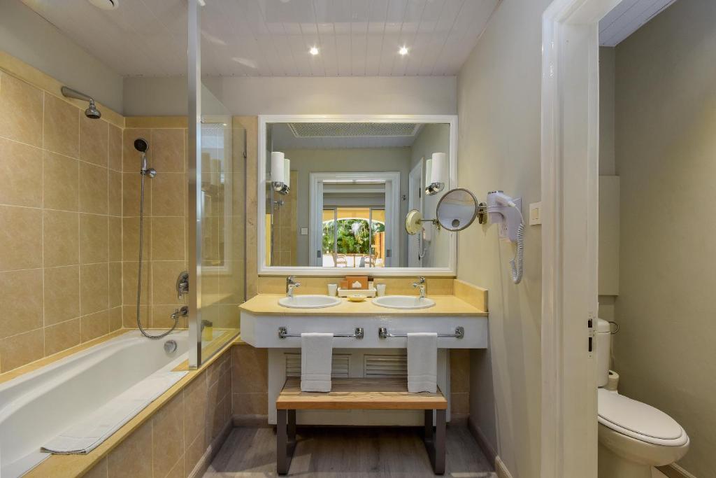 Double Superior Sea Front