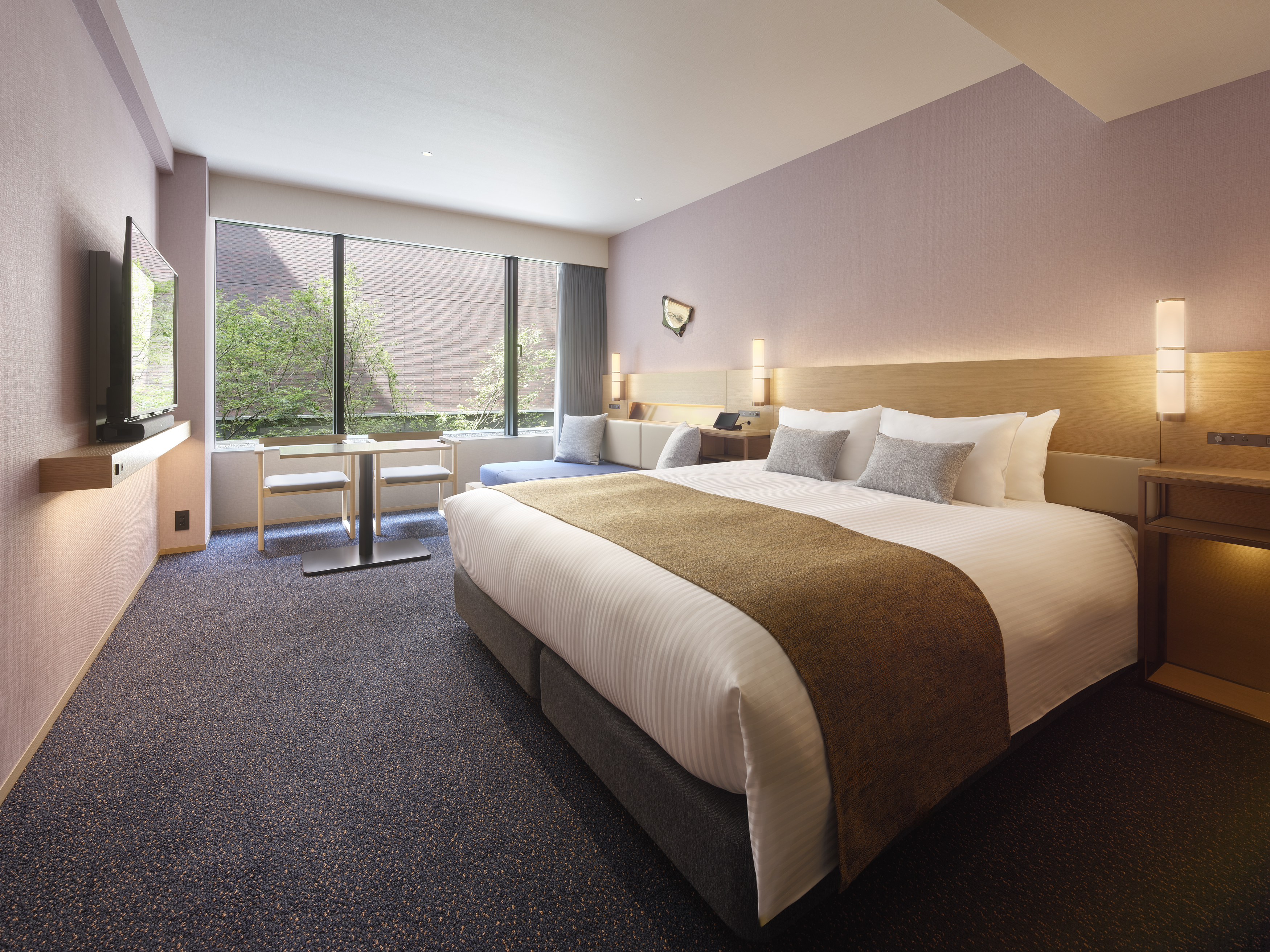 Double Superior King Bed