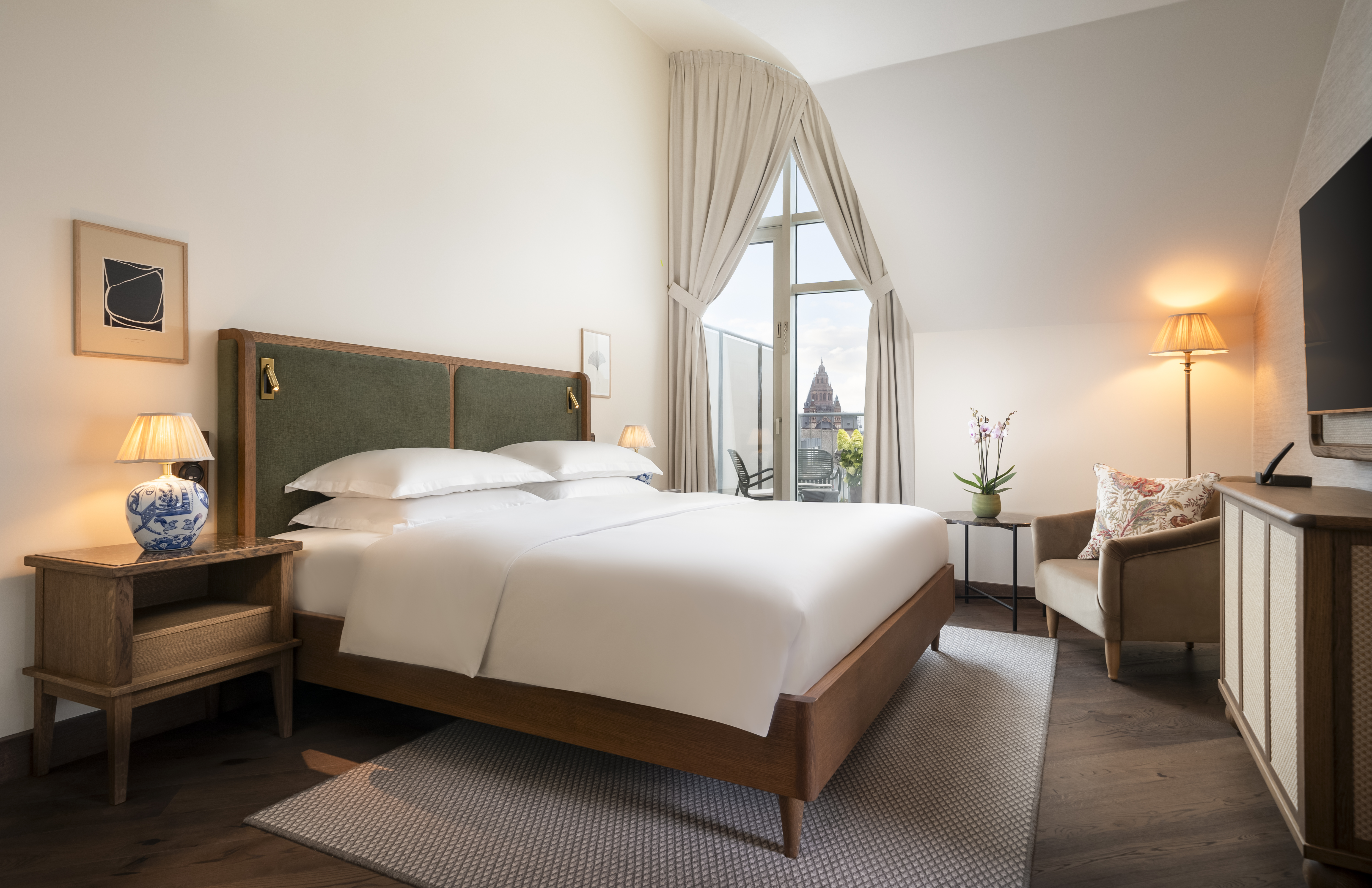 Family Room Capacity 4