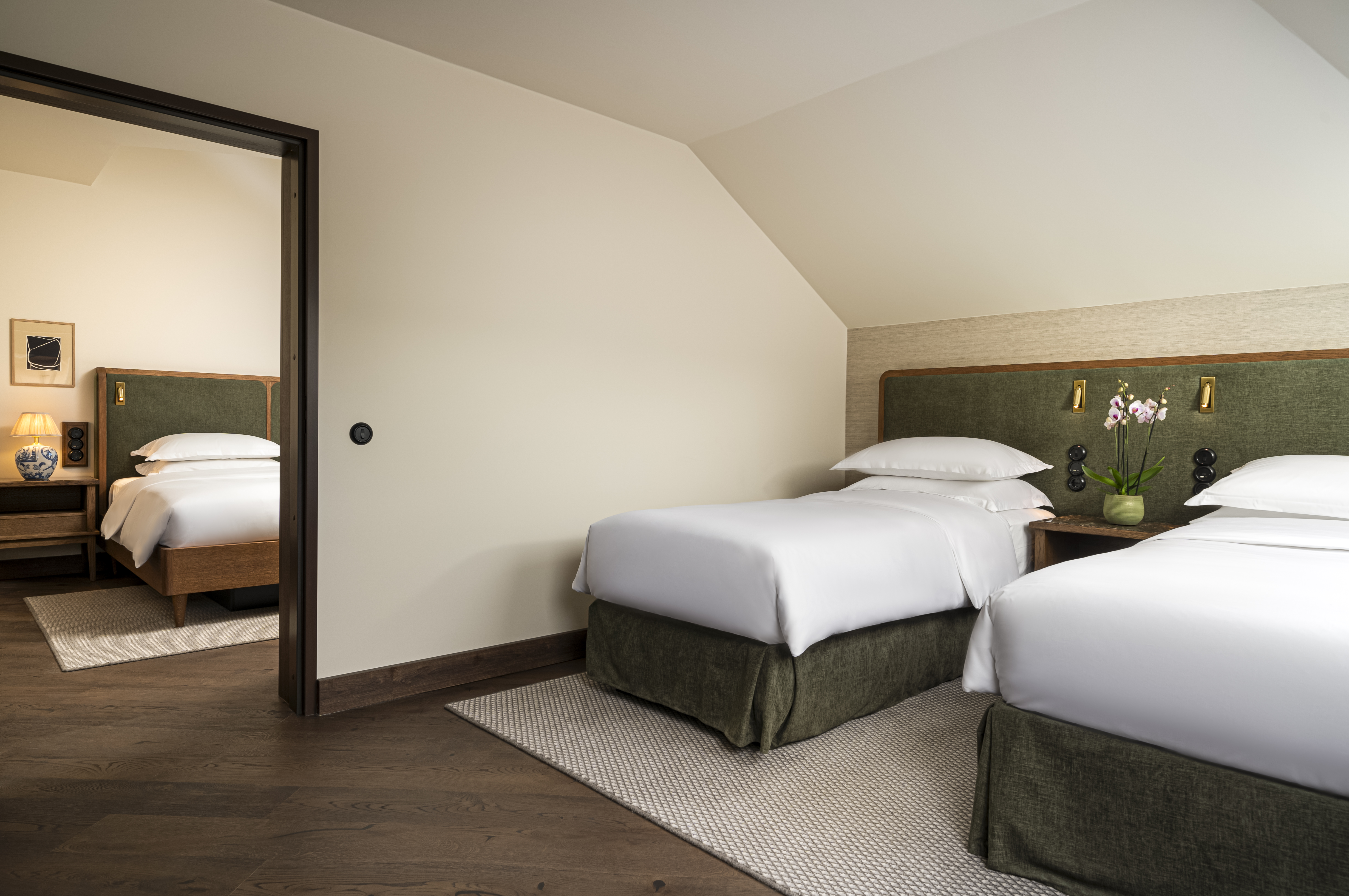 Family Room Capacity 4