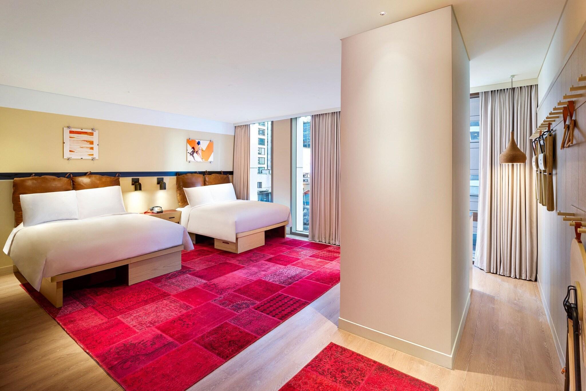 Family Room City View Two Queen Beds