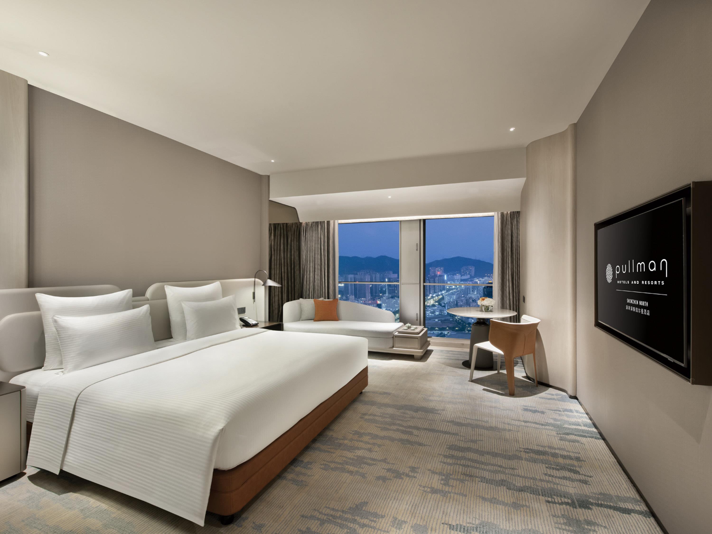 Double Deluxe King Bed