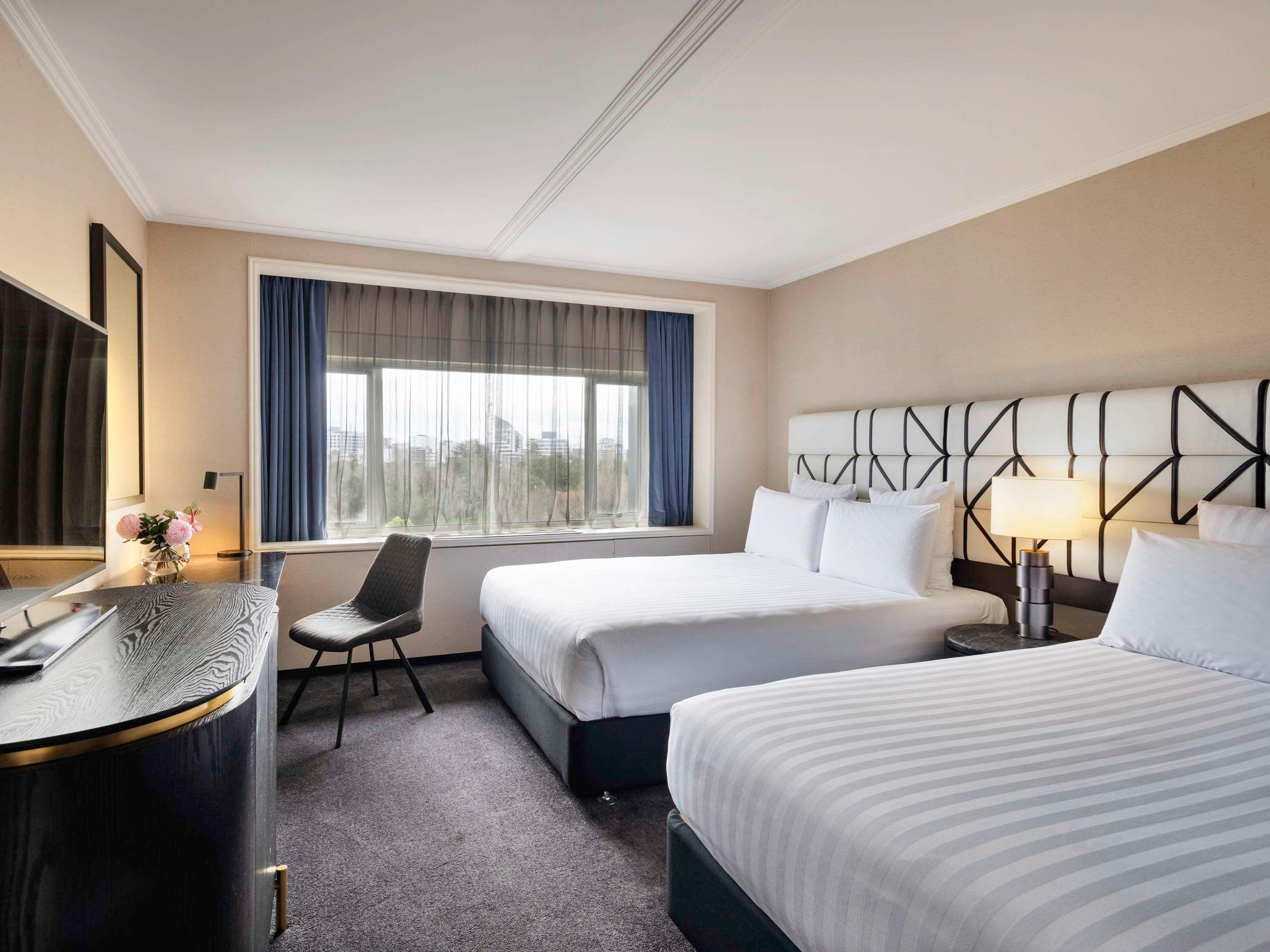 Double Deluxe King Bed