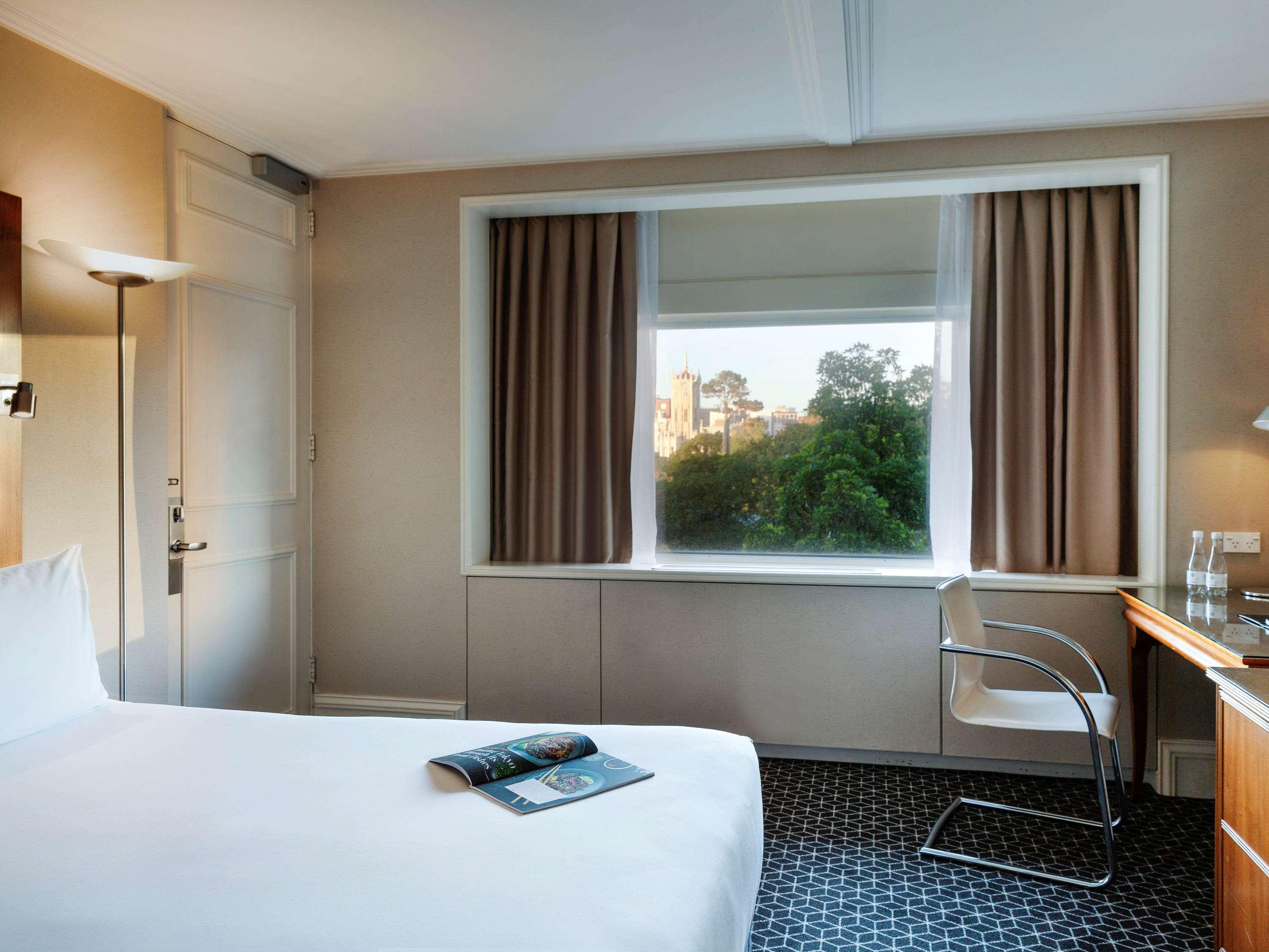 Double Superior Queen Bed