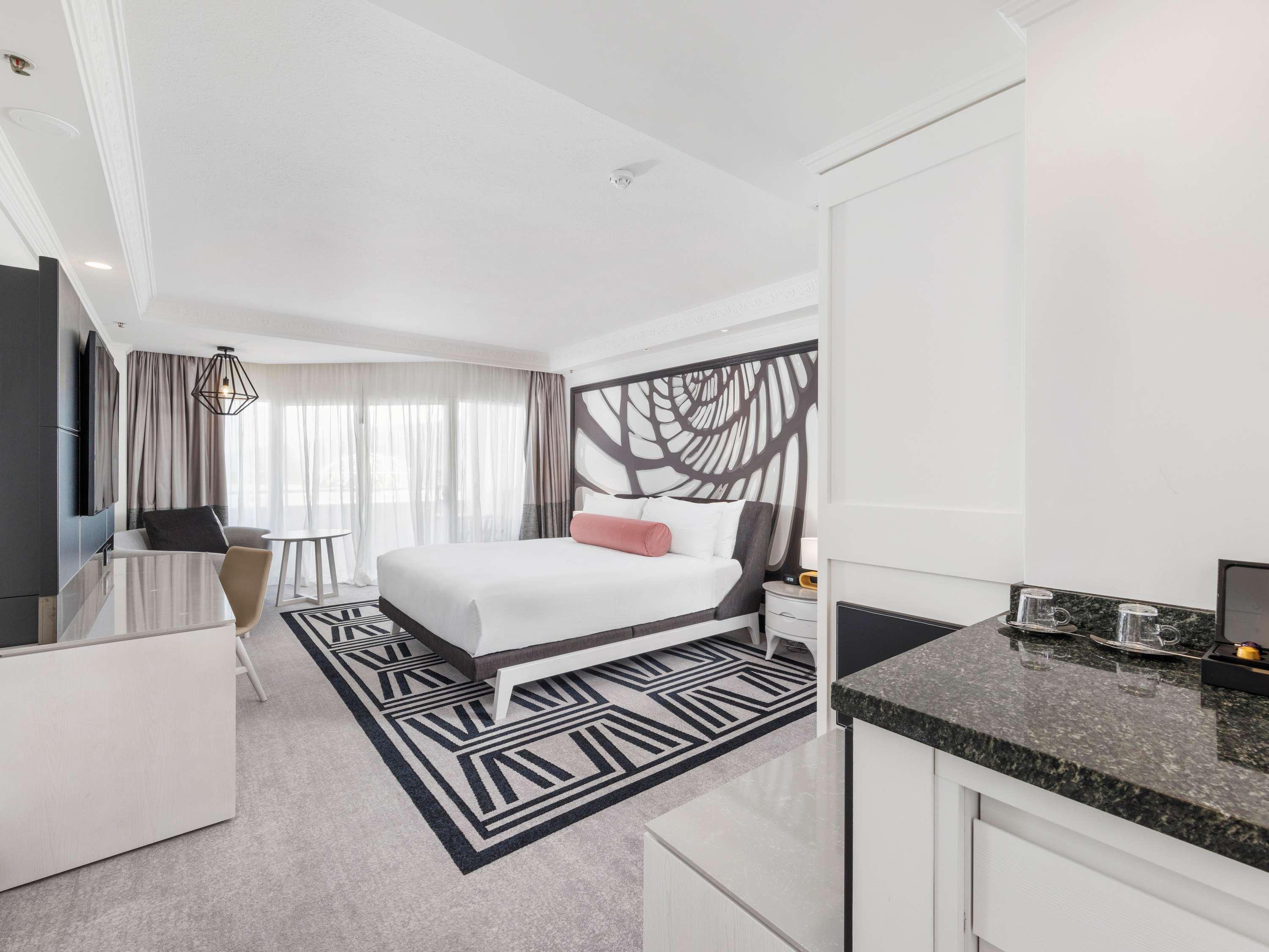 Double Superior City View