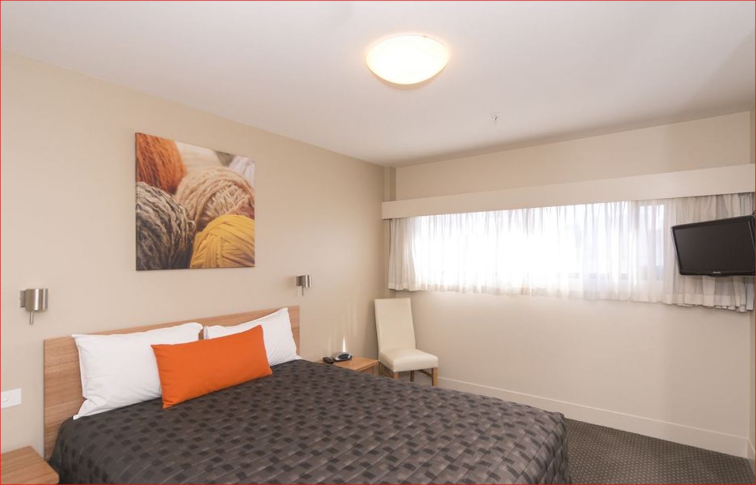 Apartment Queen Size Bed