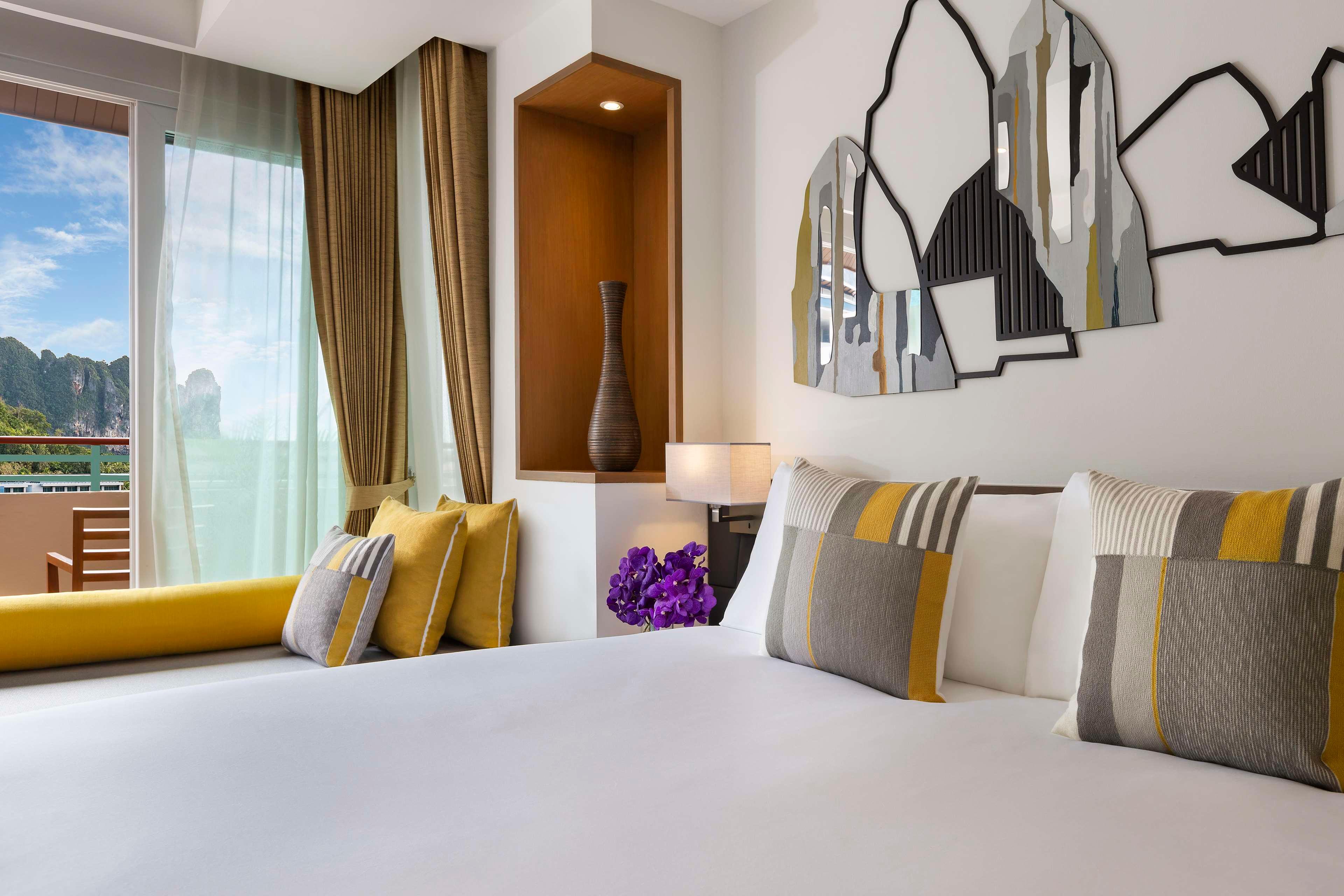 Double or Twin Superior