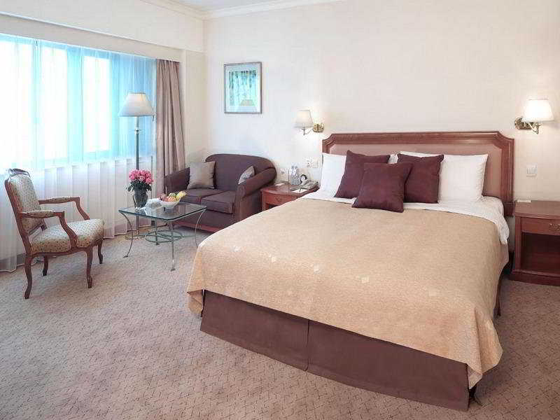 Double or Twin Superior