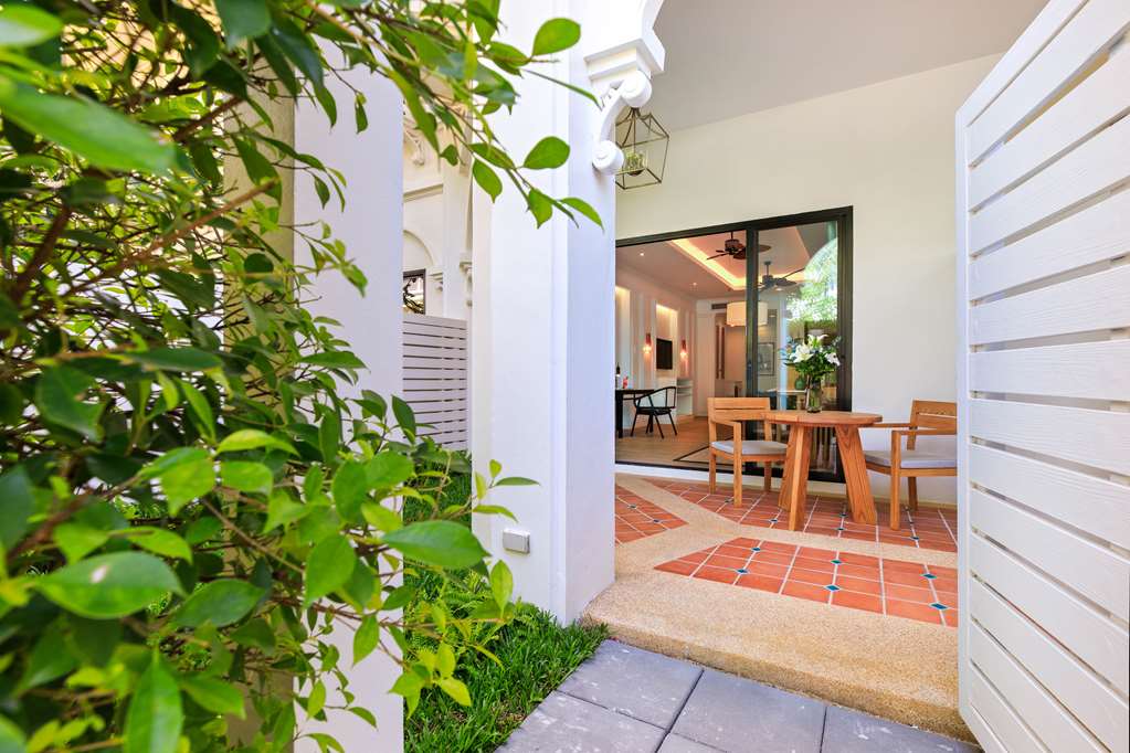 Family Room with Terrace
