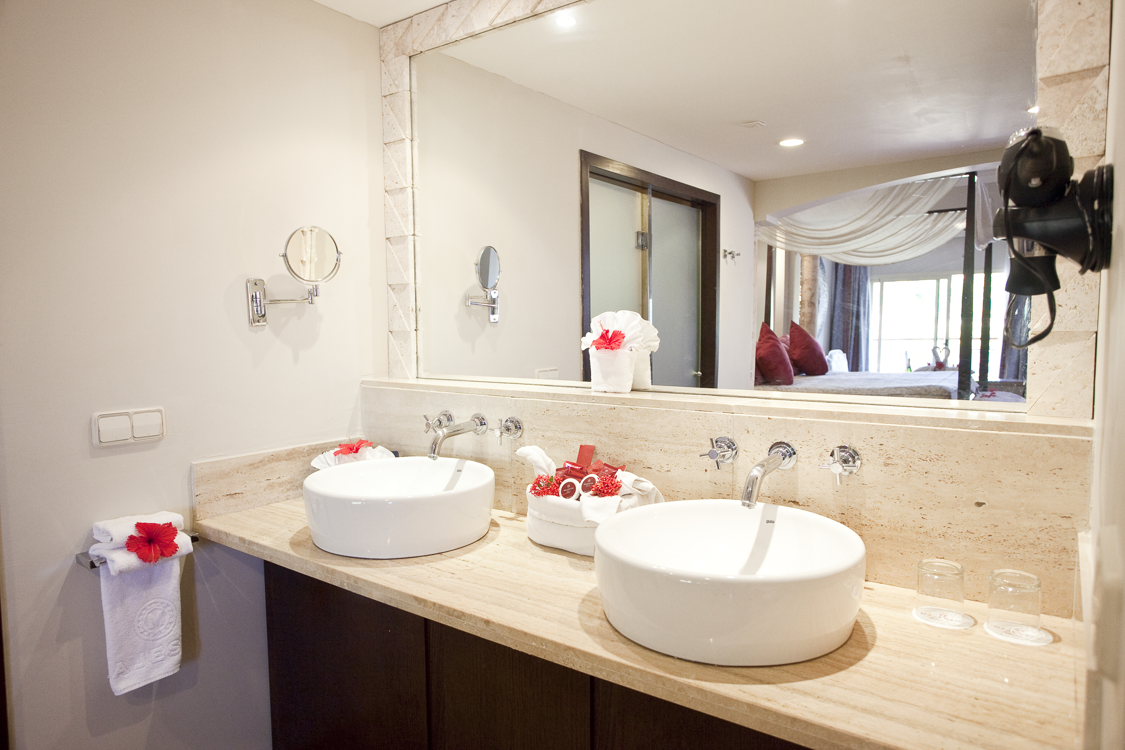Junior Suite with Jacuzzi
