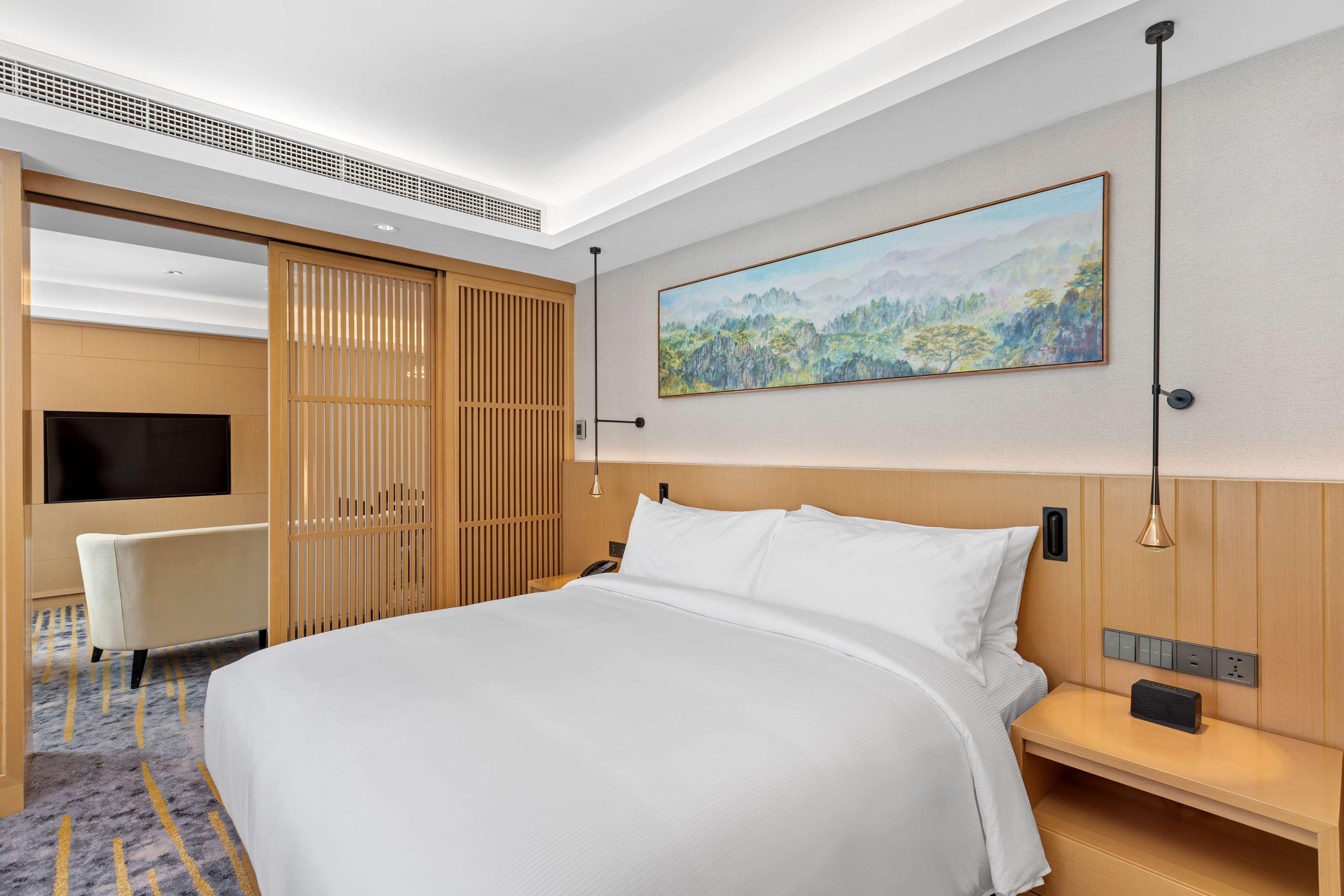 Double Deluxe Executive