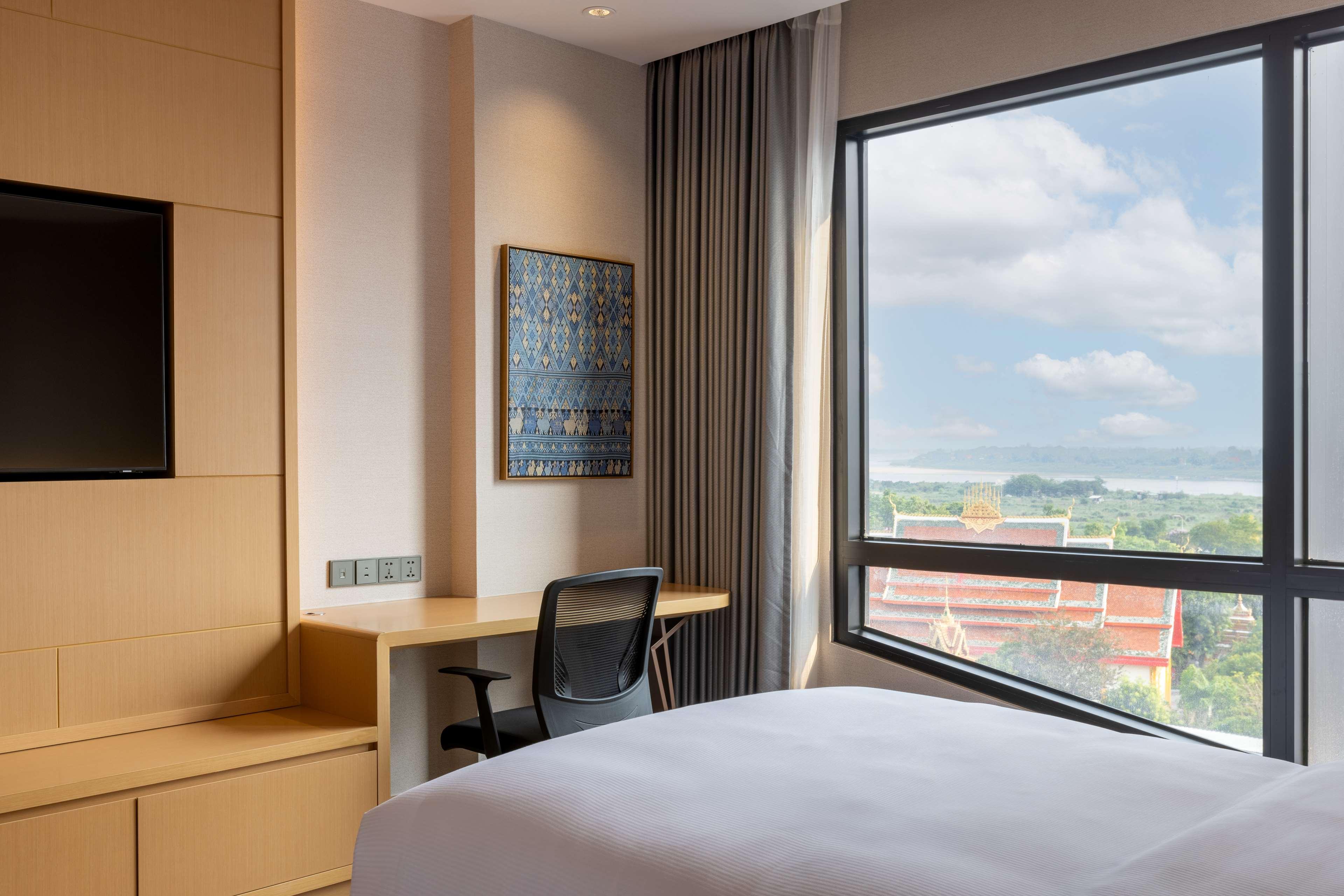 Double Guest Room King Bed