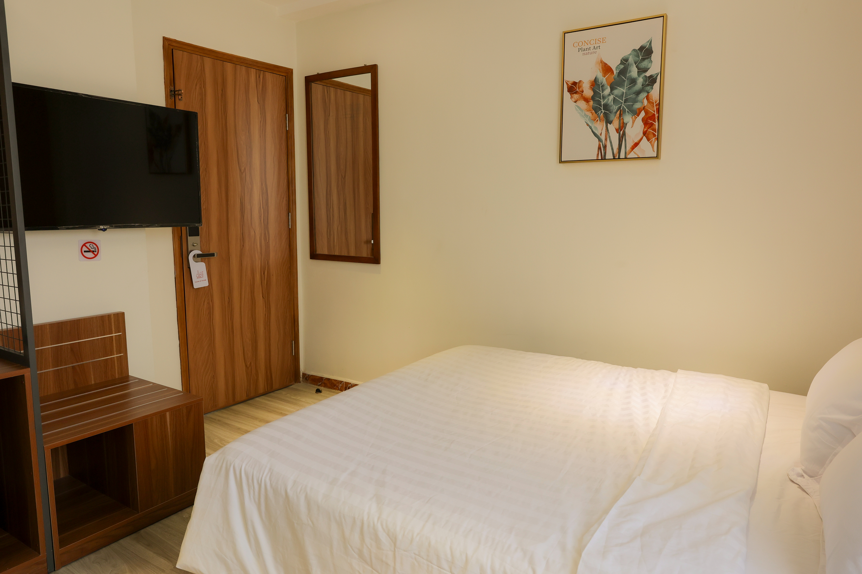 Double Deluxe Queen Bed