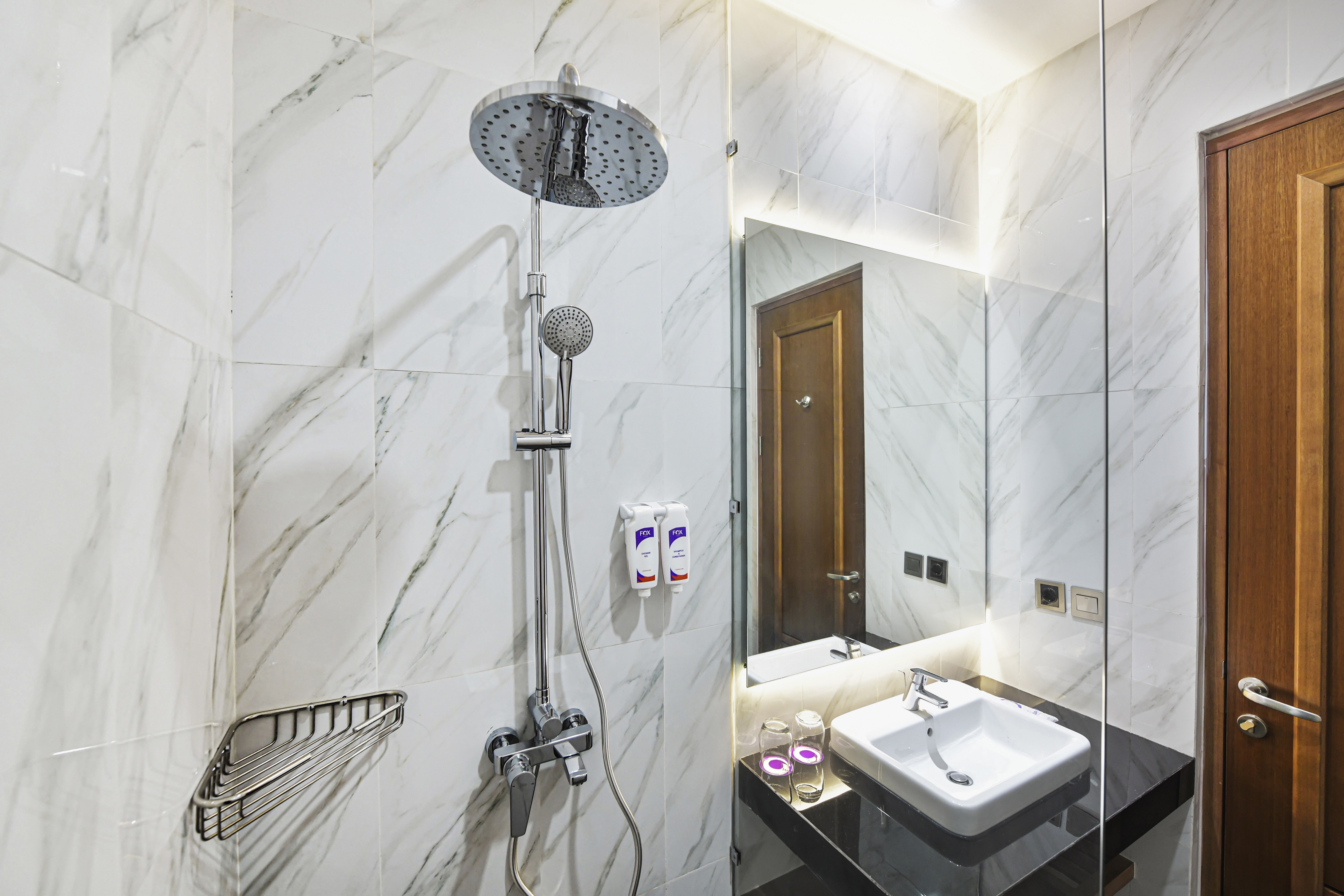 Double or Twin Deluxe Mountain View