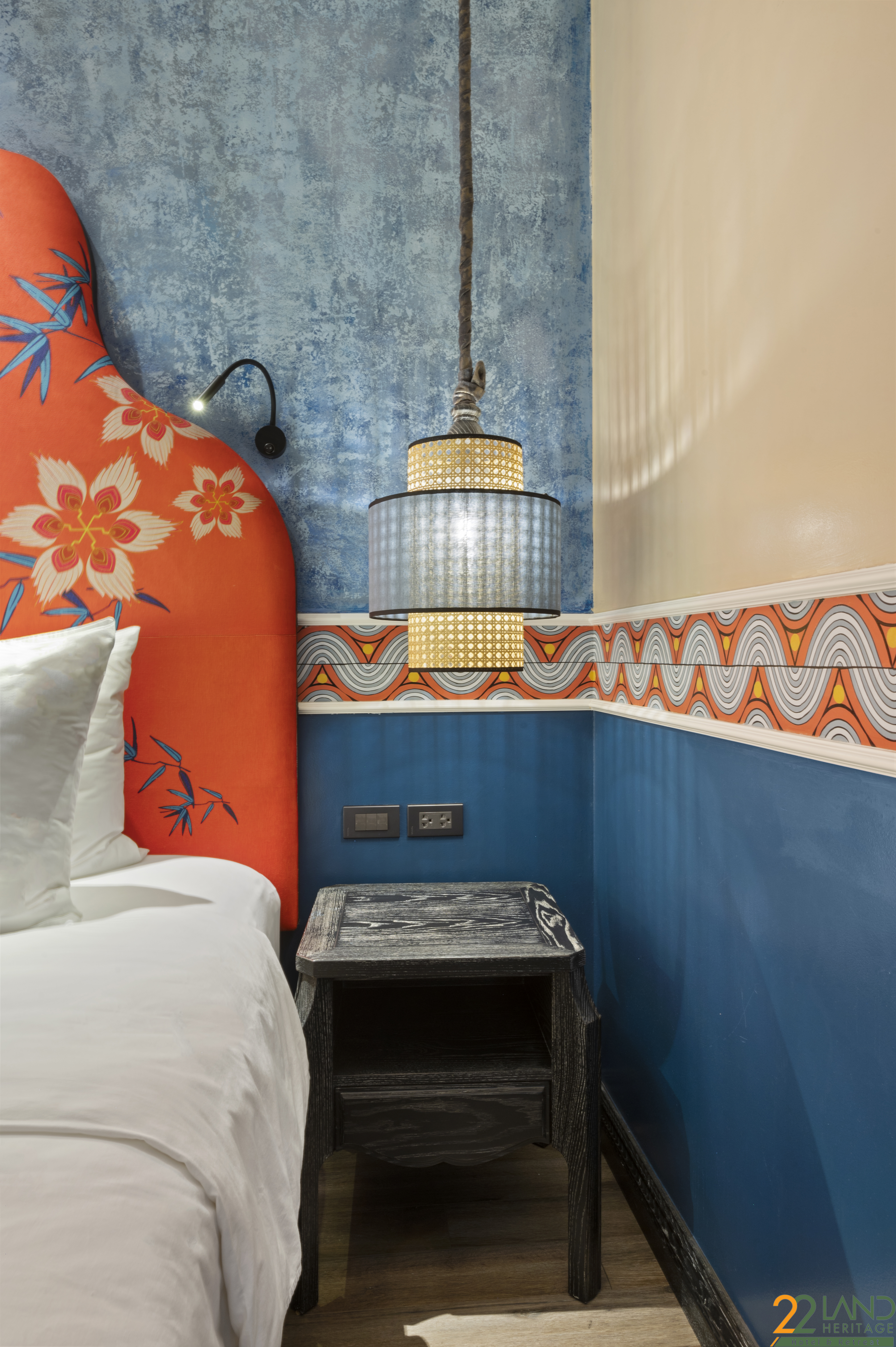 Double Deluxe King Bed