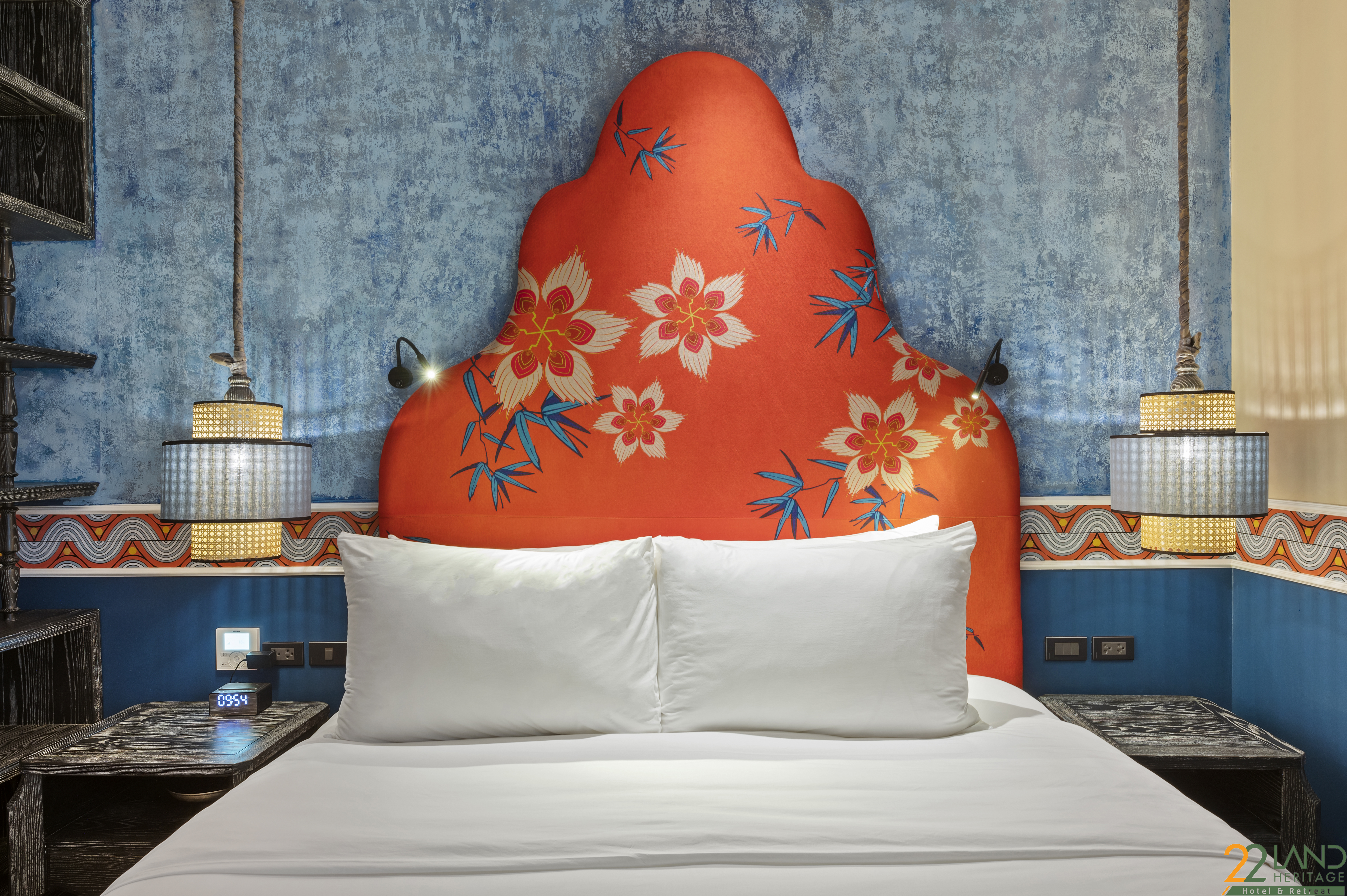 Double Deluxe King Bed