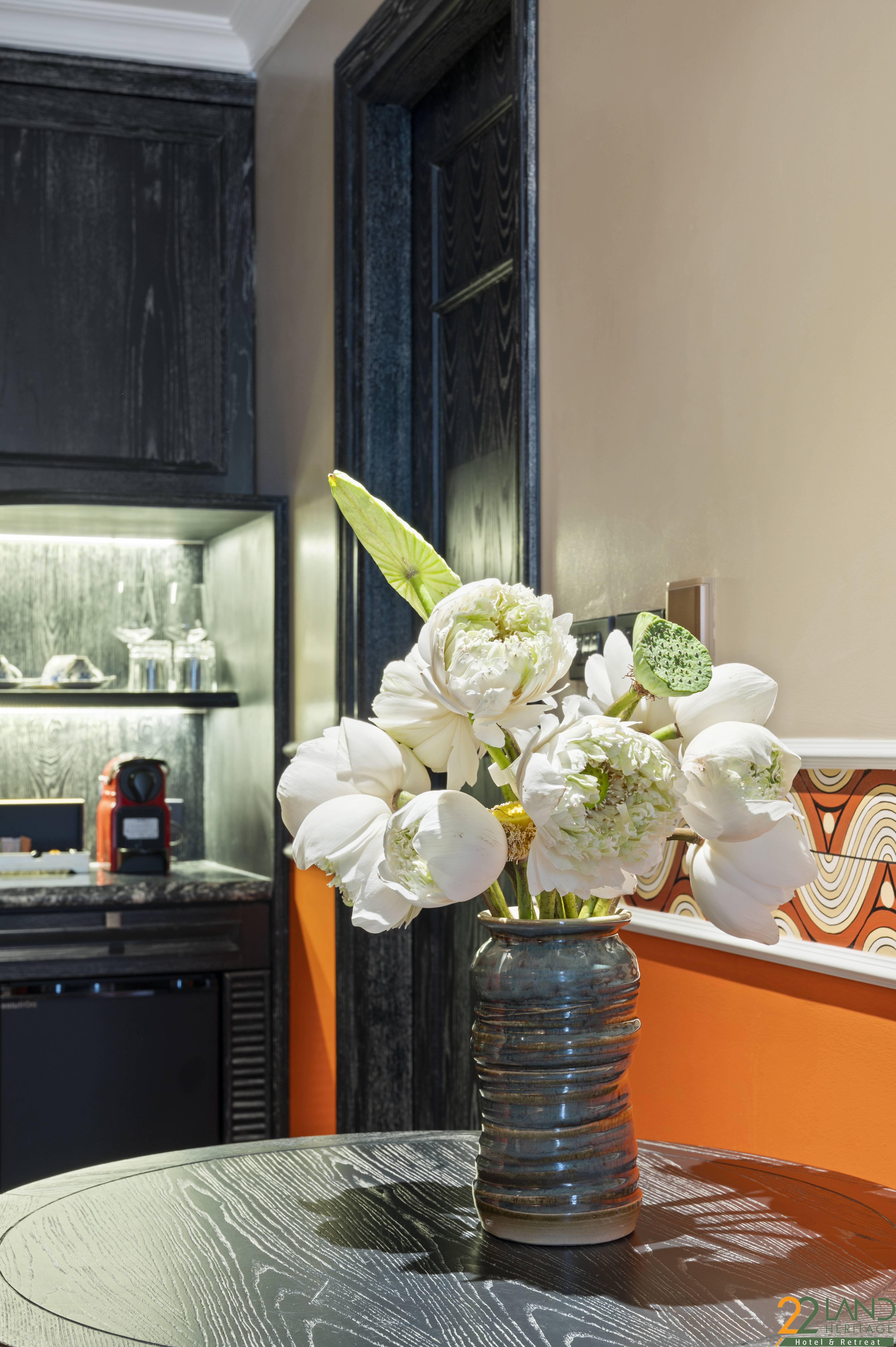 Junior Suite Business