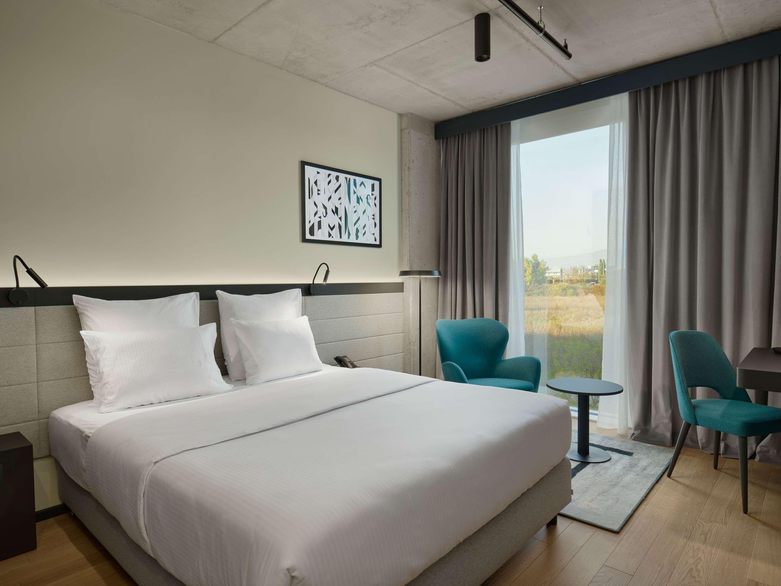 Double Superior King Bed