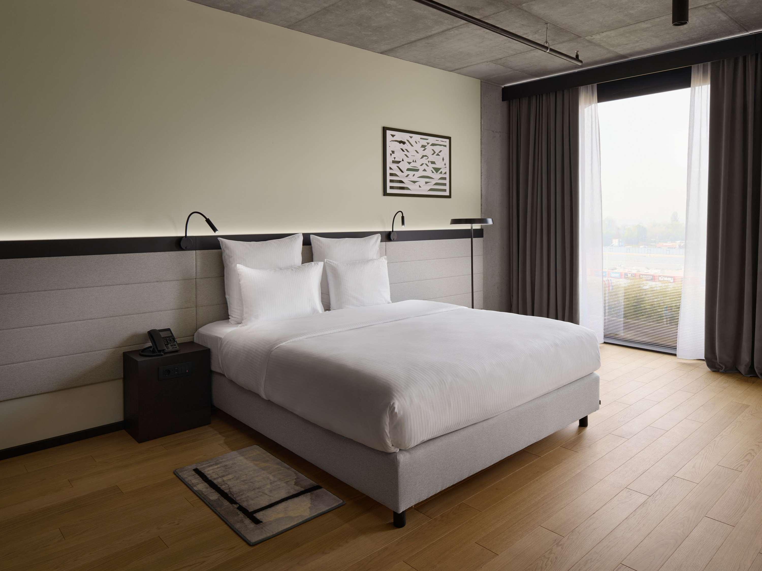 Double Superior King Bed