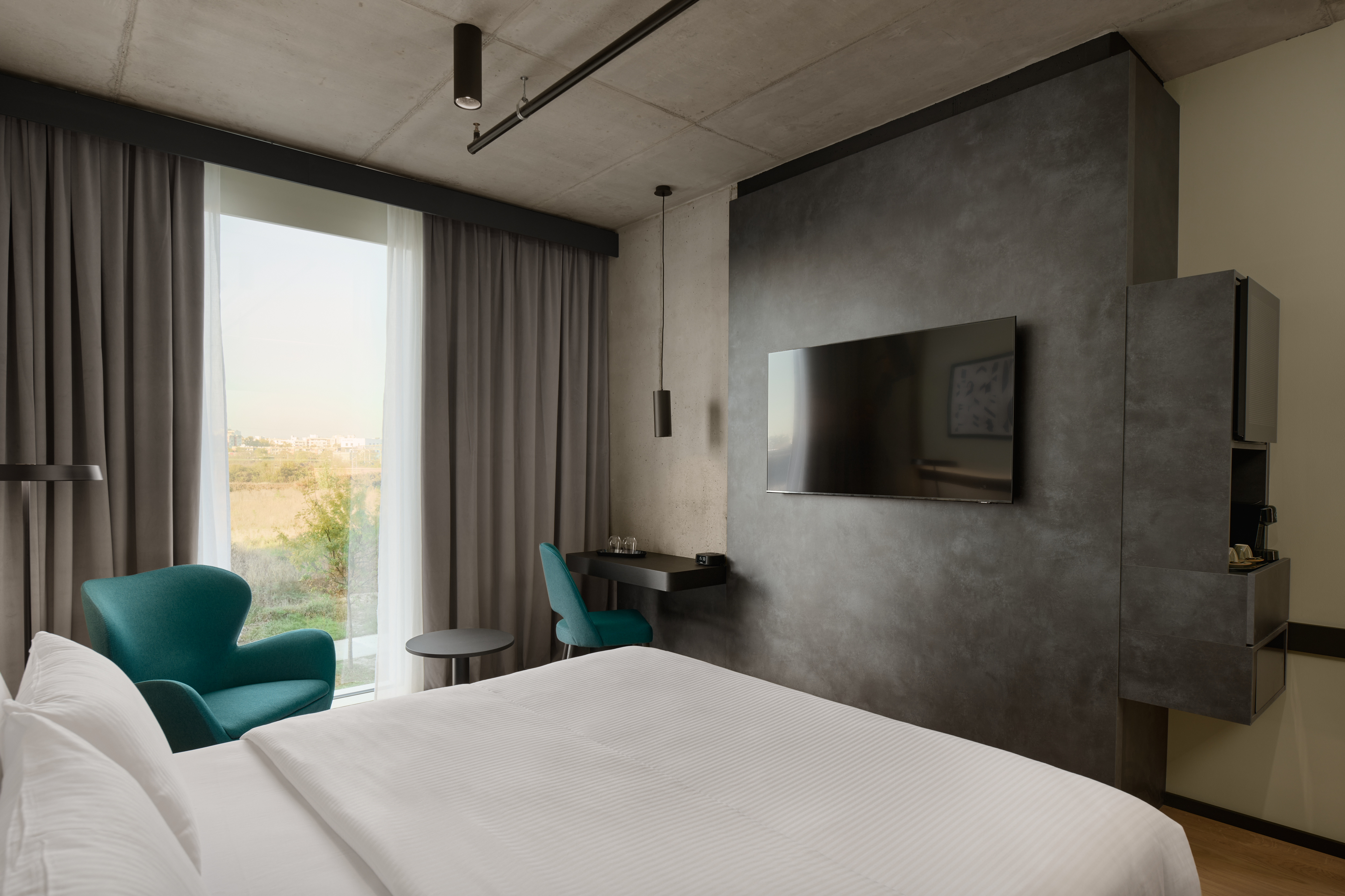 Double Superior King Bed