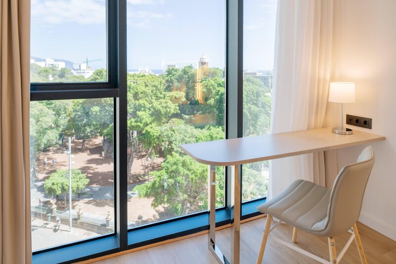 Double Connecting Room