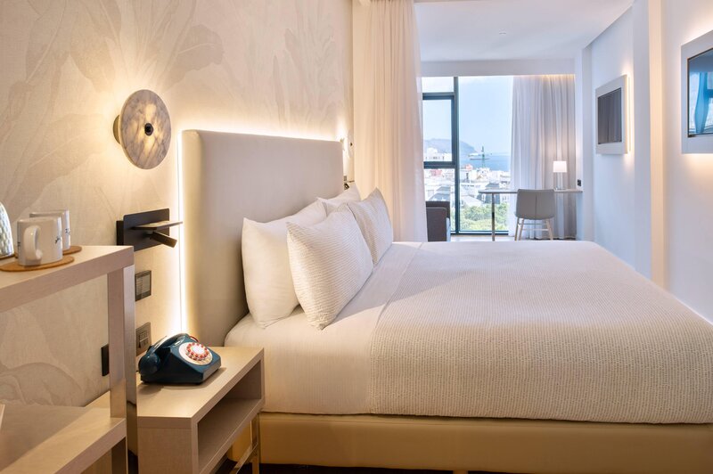 Studio King Size Bed