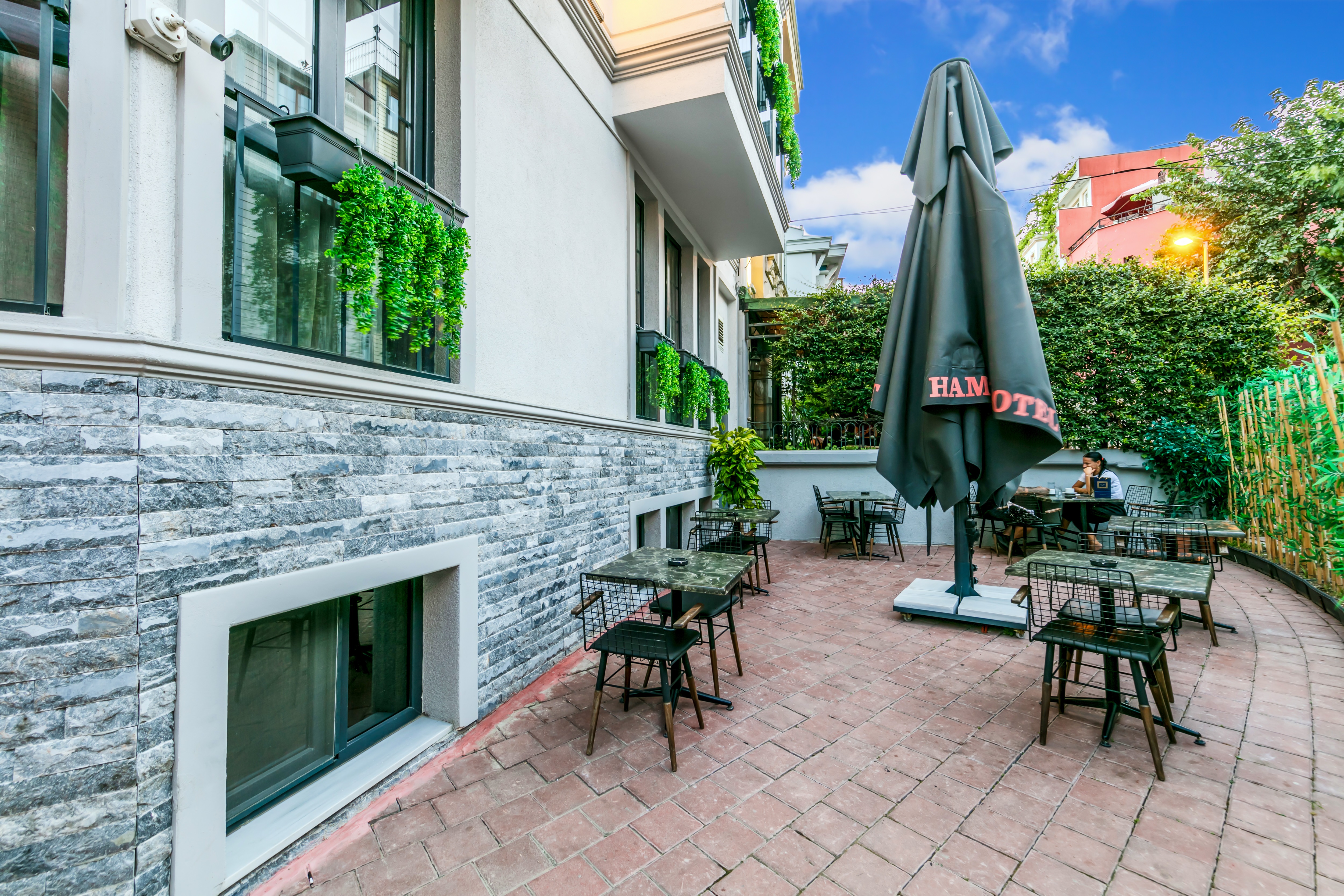 Double or Twin Economy