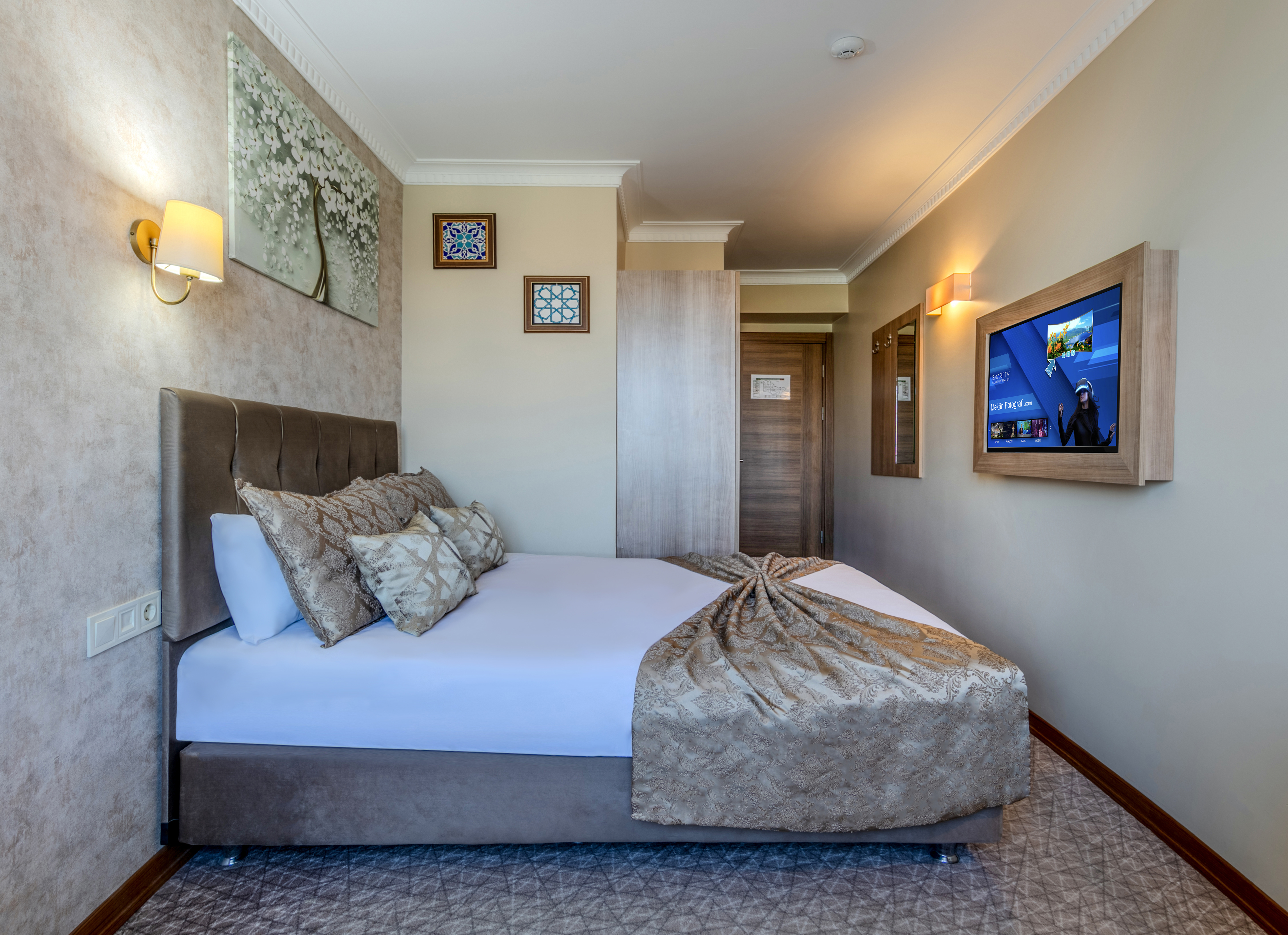 Double or Twin Standard