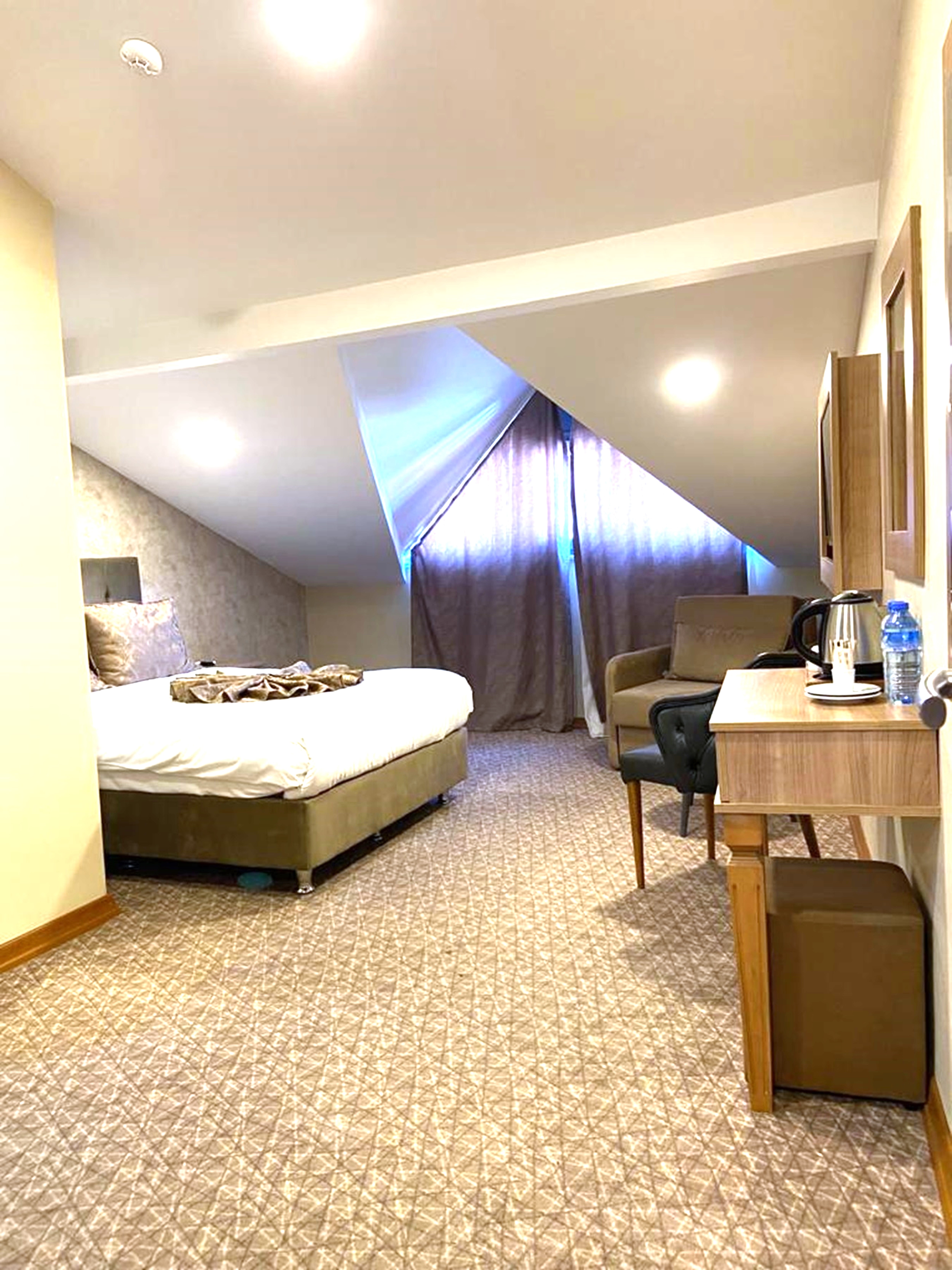 Double or Twin Standard