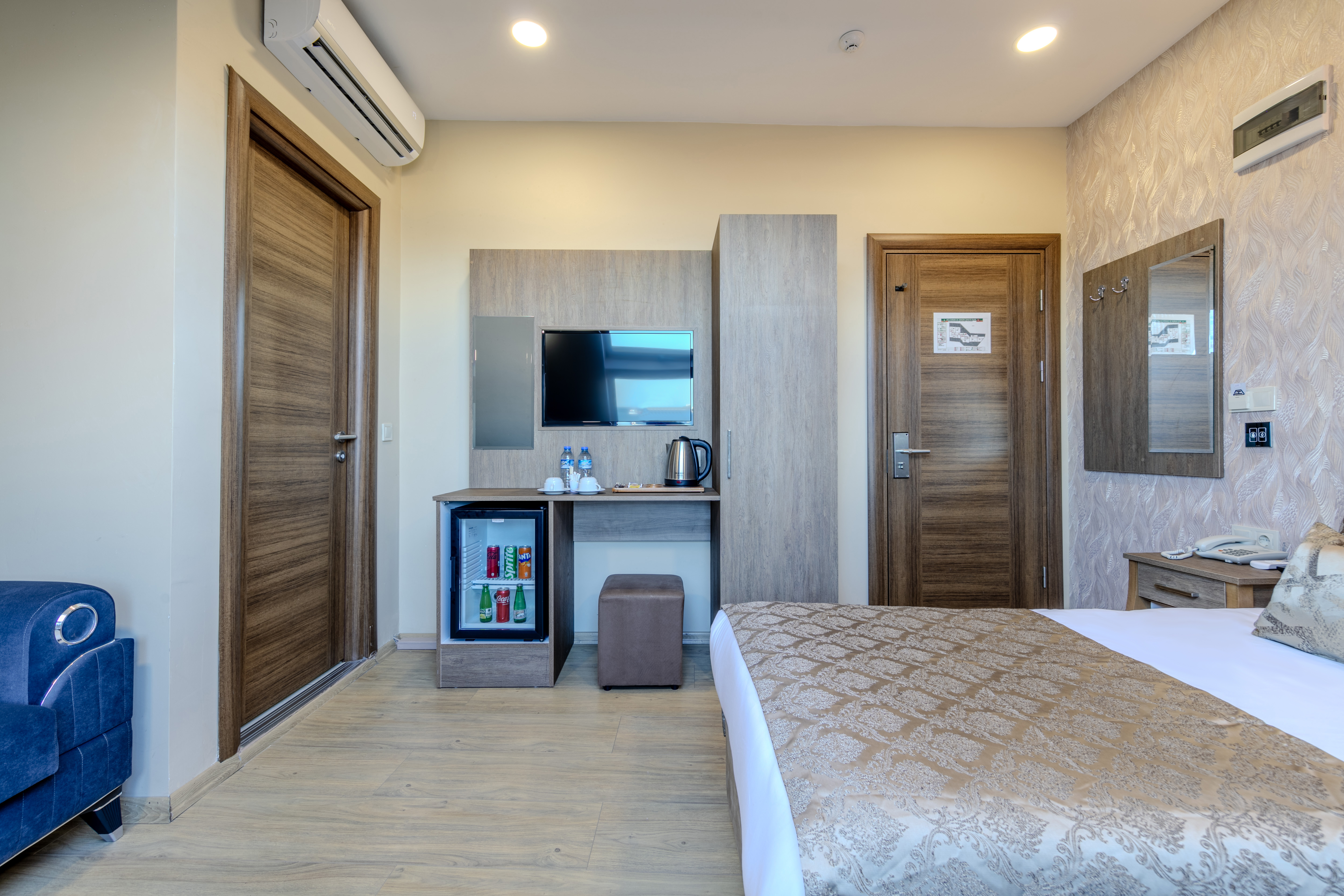 Double or Twin Deluxe Sea View