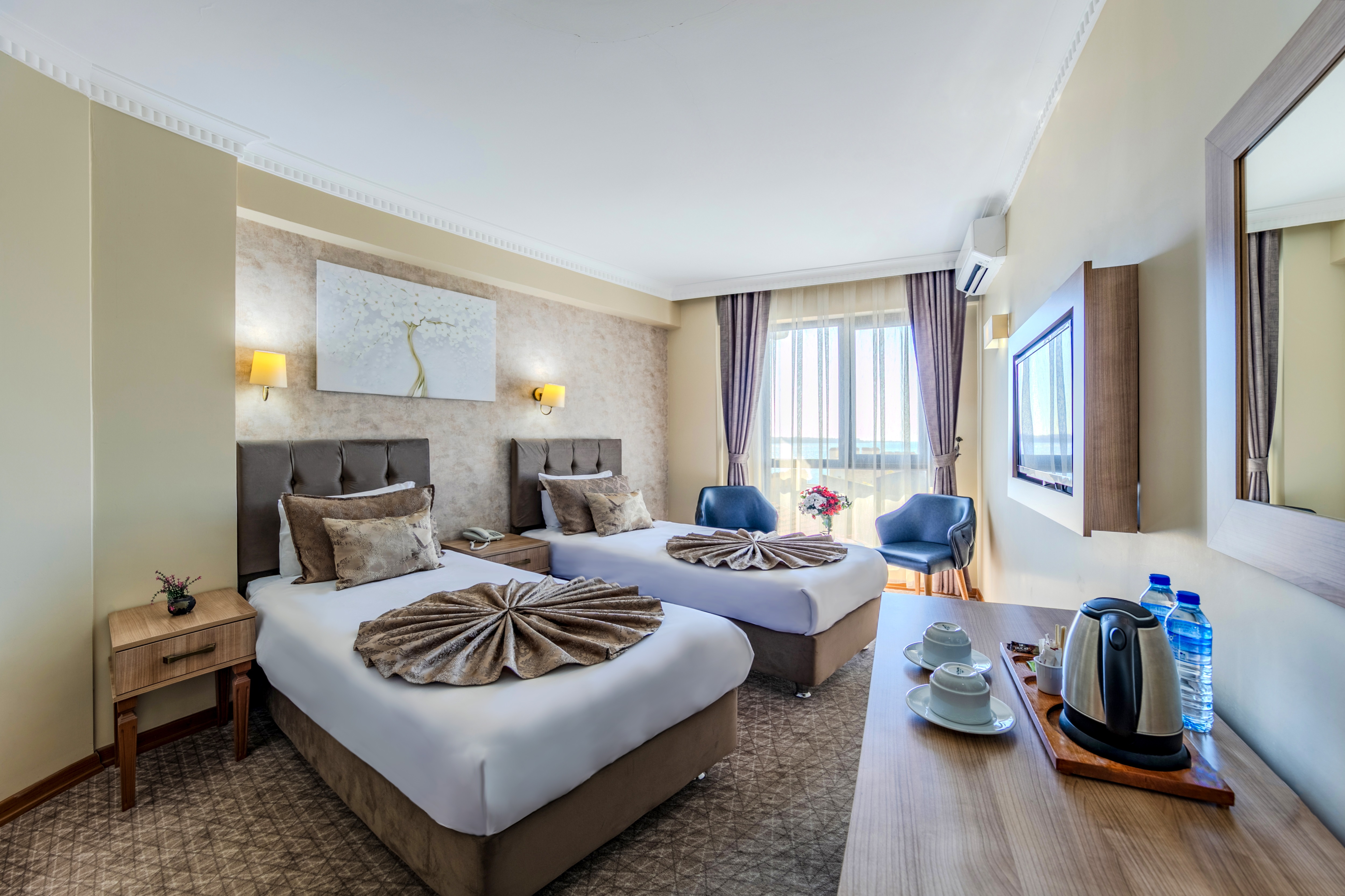 Double or Twin Deluxe Sea View