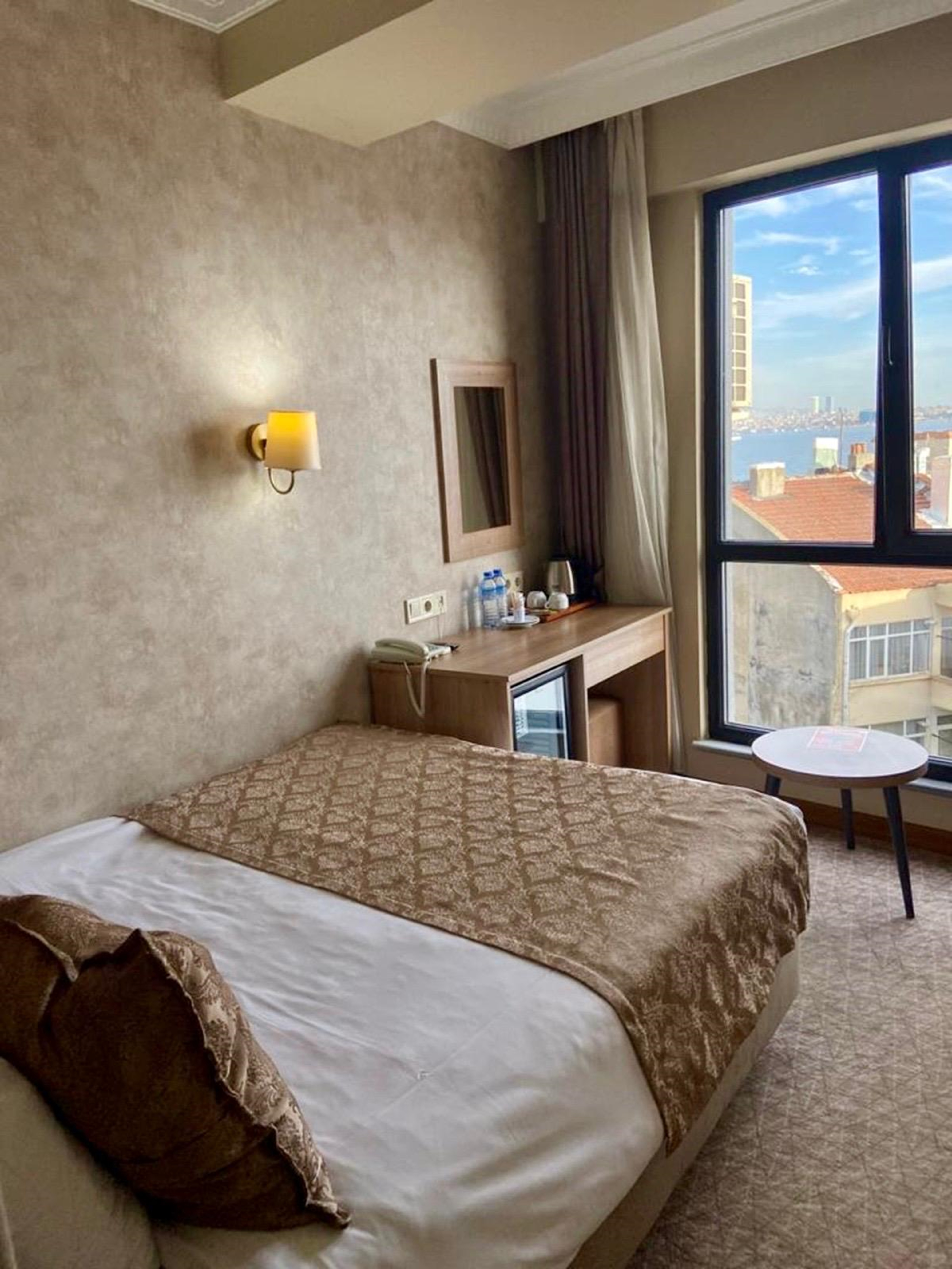 Double or Twin Deluxe Sea View