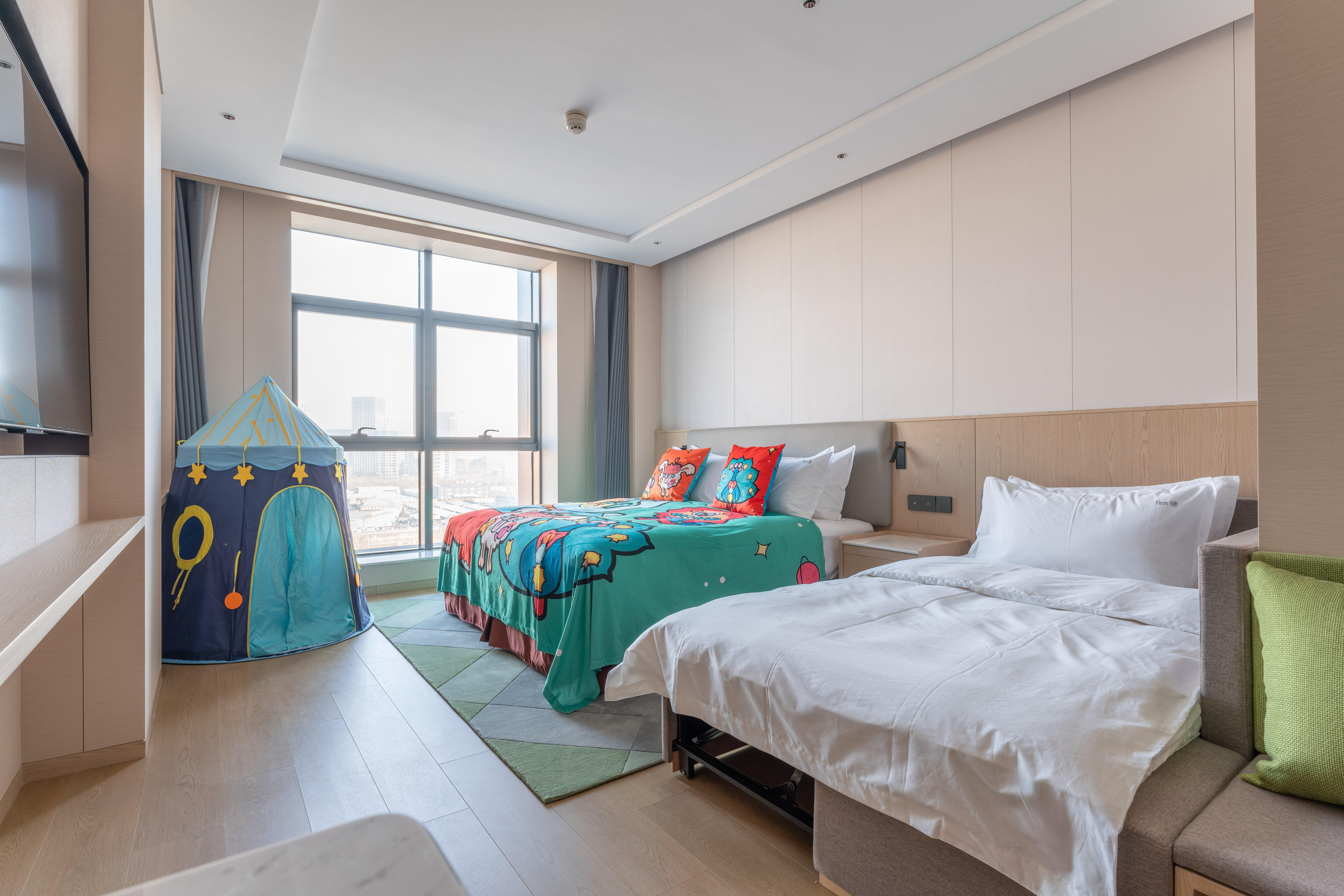 Double King Size Bed